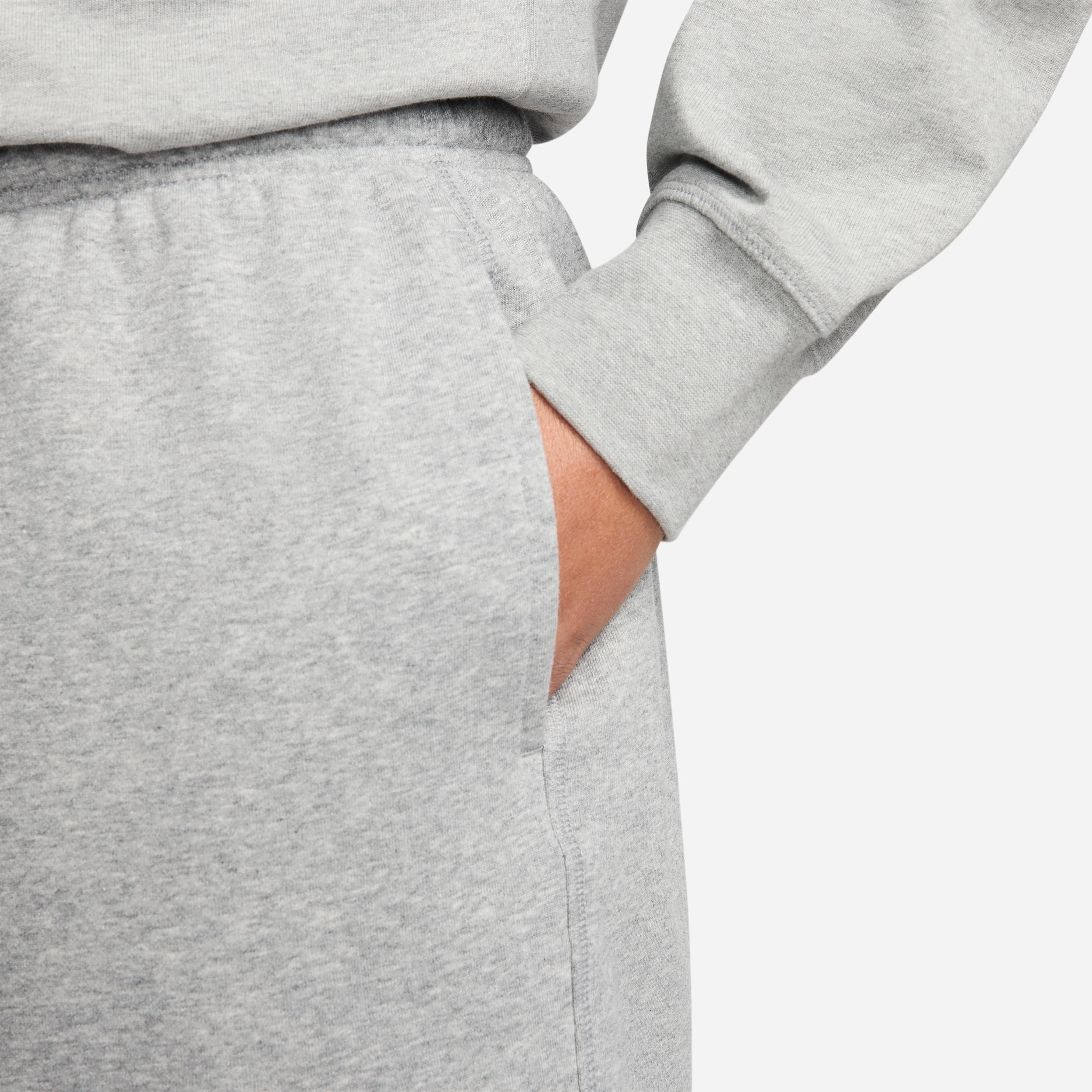 Nike Men's Club French Terry Flow Shorts Product Image