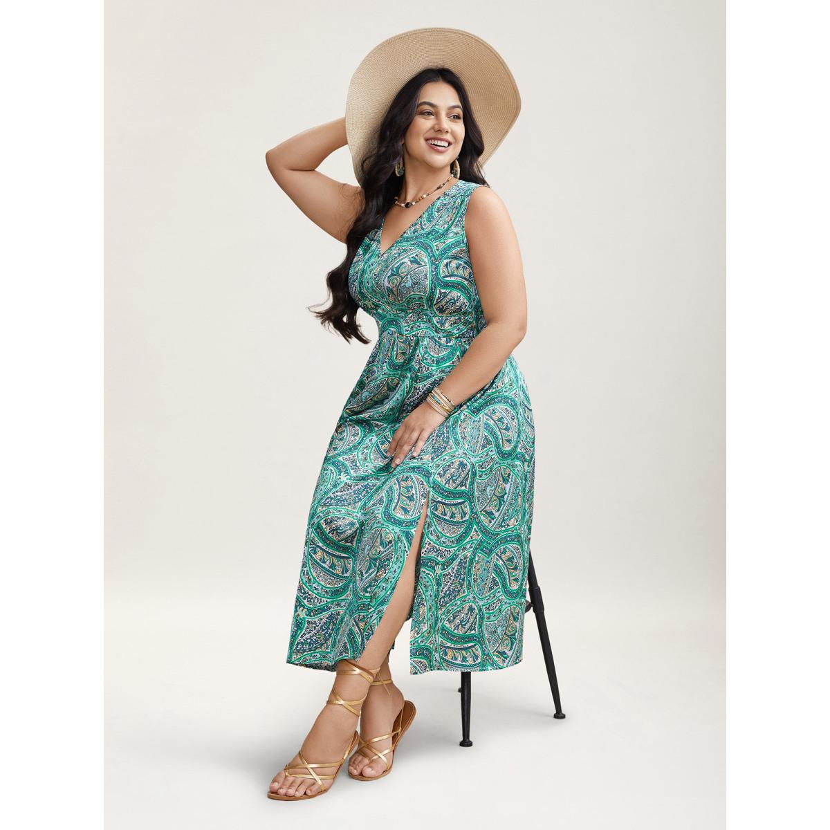 Plus Size Paisley Print Off-Sleeve V-Neck Midi Dress Truegreen Women Resort Slit V-neck Sleeveless Curvy BloomChic 18-20/2X Product Image