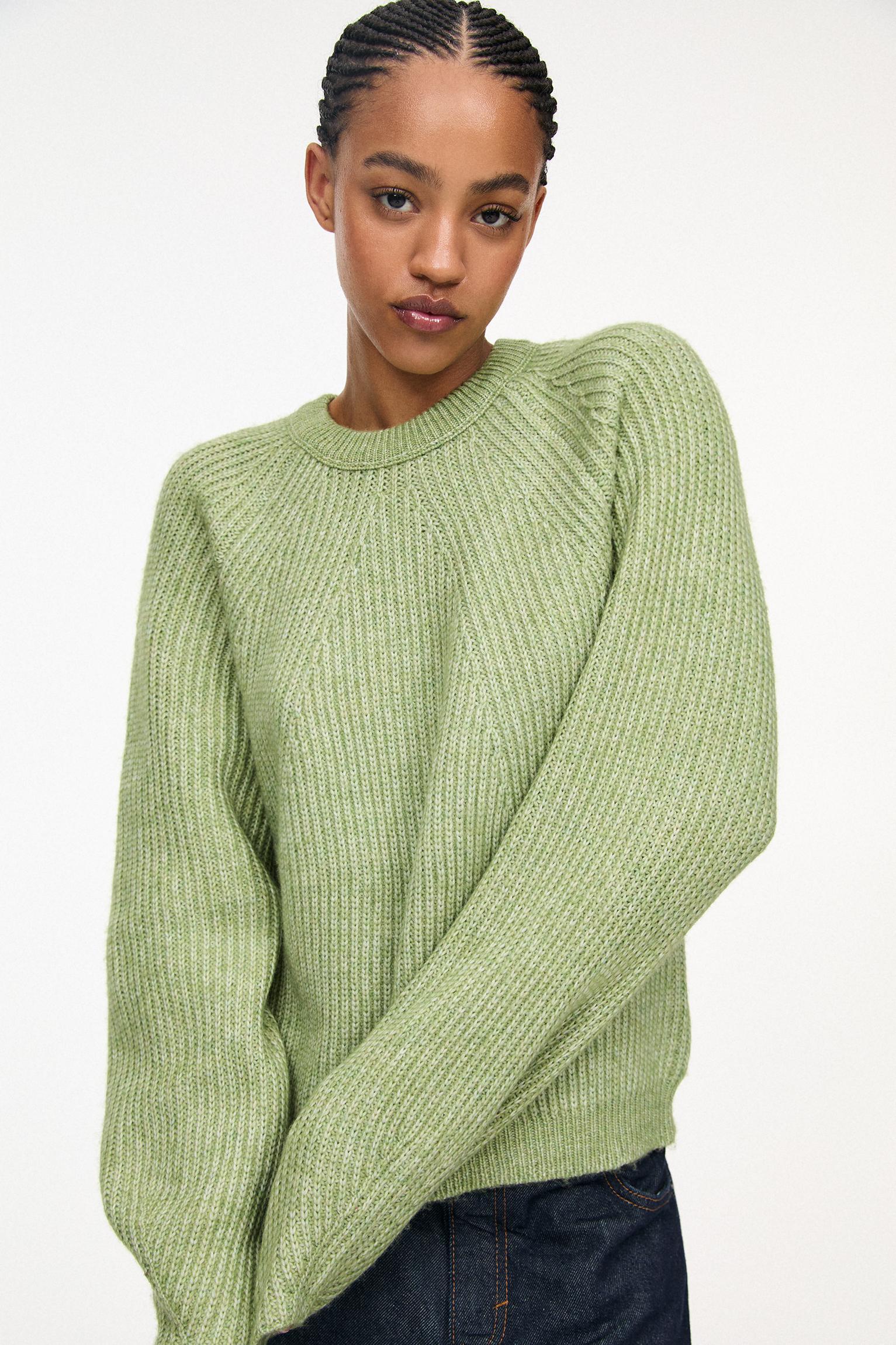 Soft purl knit sweater Product Image