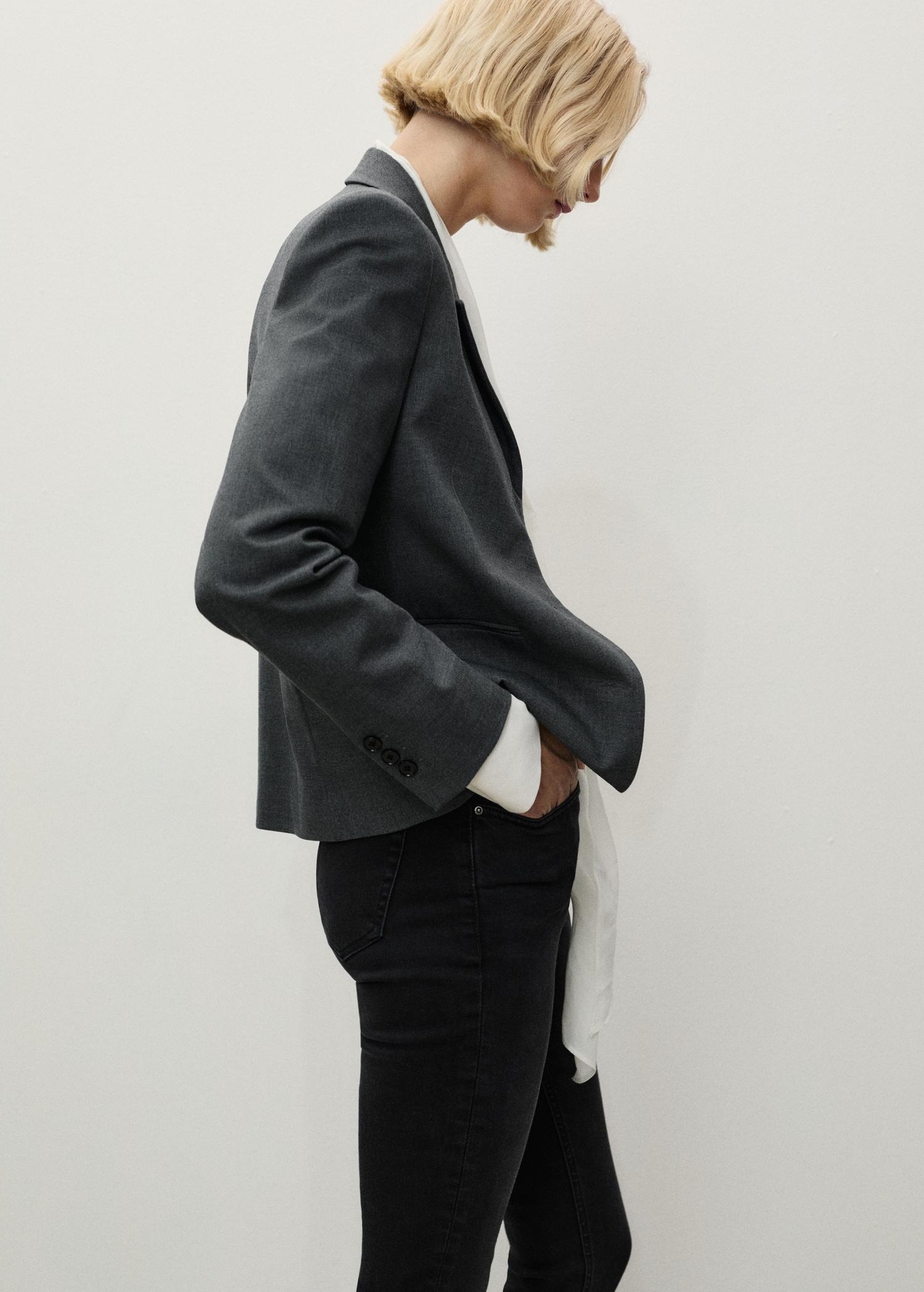 Mid-rise skinny jeans - Women | MANGO USA Product Image