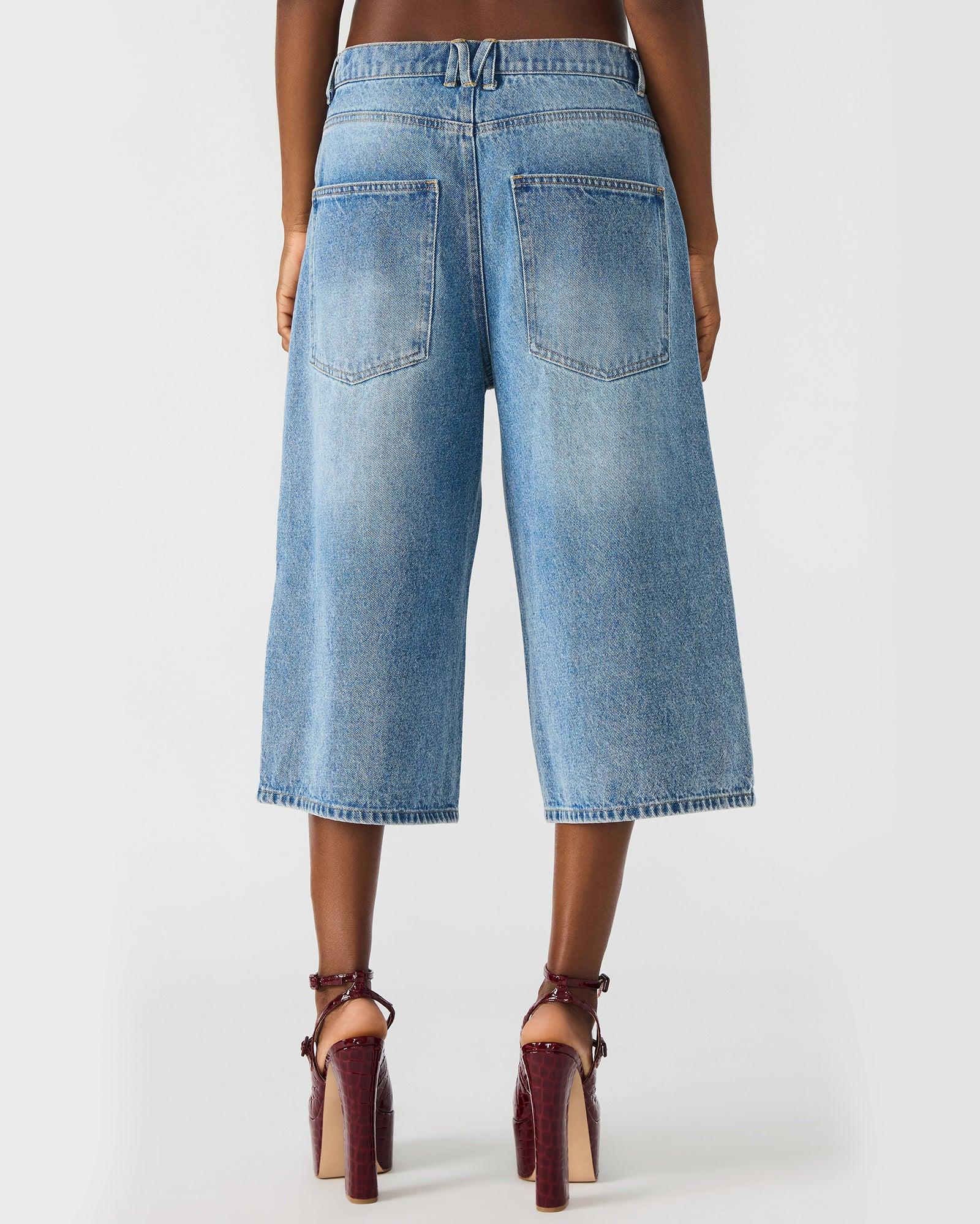 BREA SHORT FOREVER BLUE Female Product Image