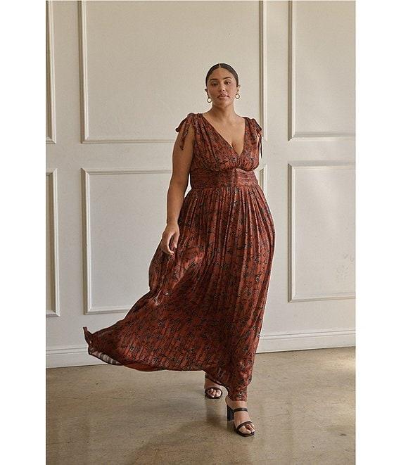 Sugarlips Plus Size Leoben Floral Printed Pleated Long Dress Product Image