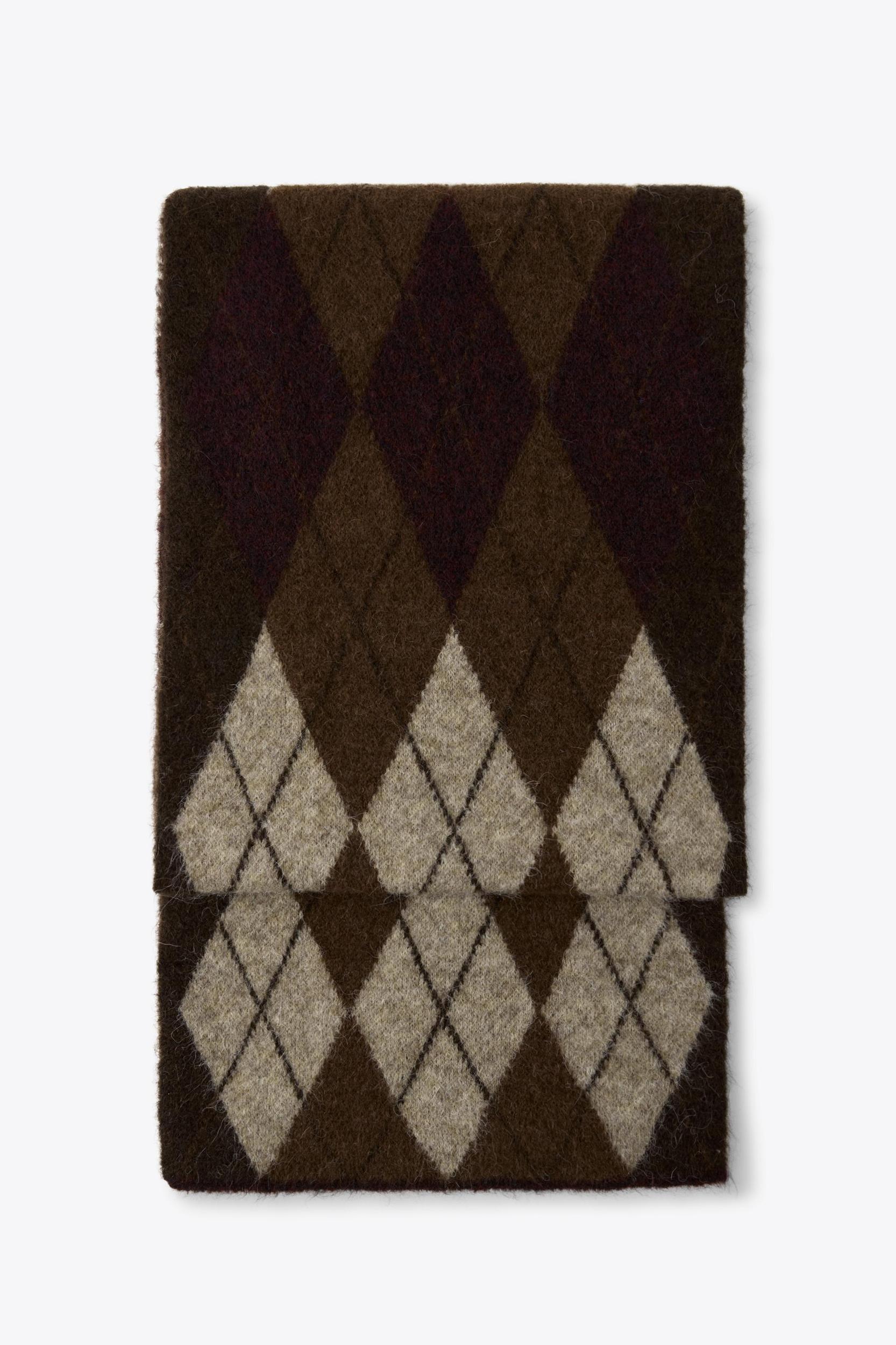 ARGYLE KNIT SCARF Product Image