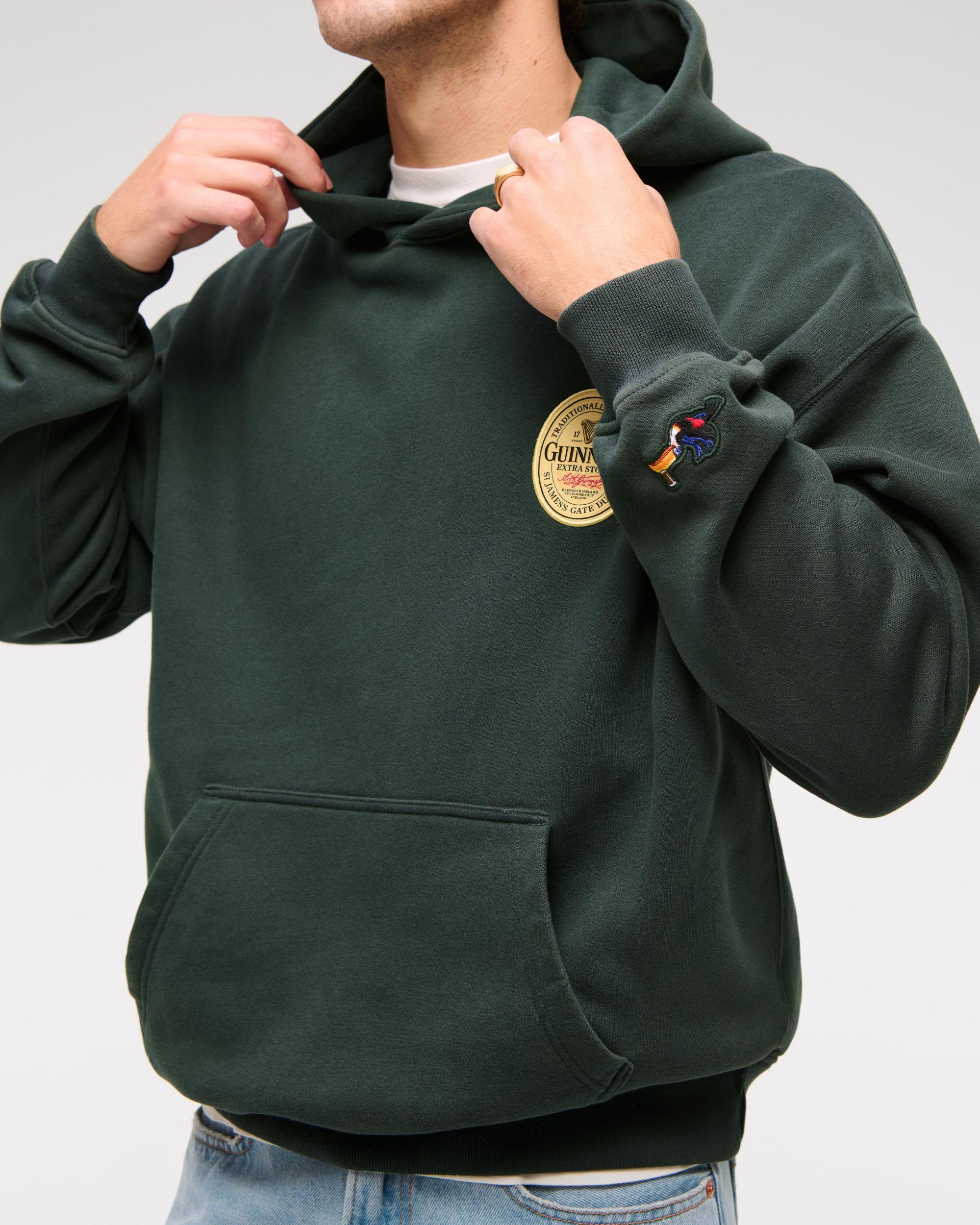 Guinness Graphic Crew Sweatshirt Product Image