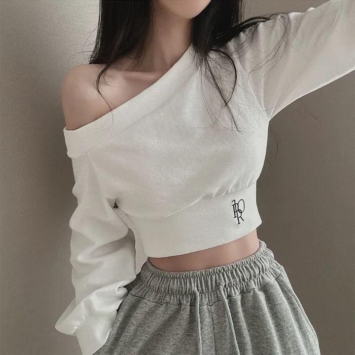 Puff Sleeve Cold-Shoulder Plain Crop Sweatshirt Product Image