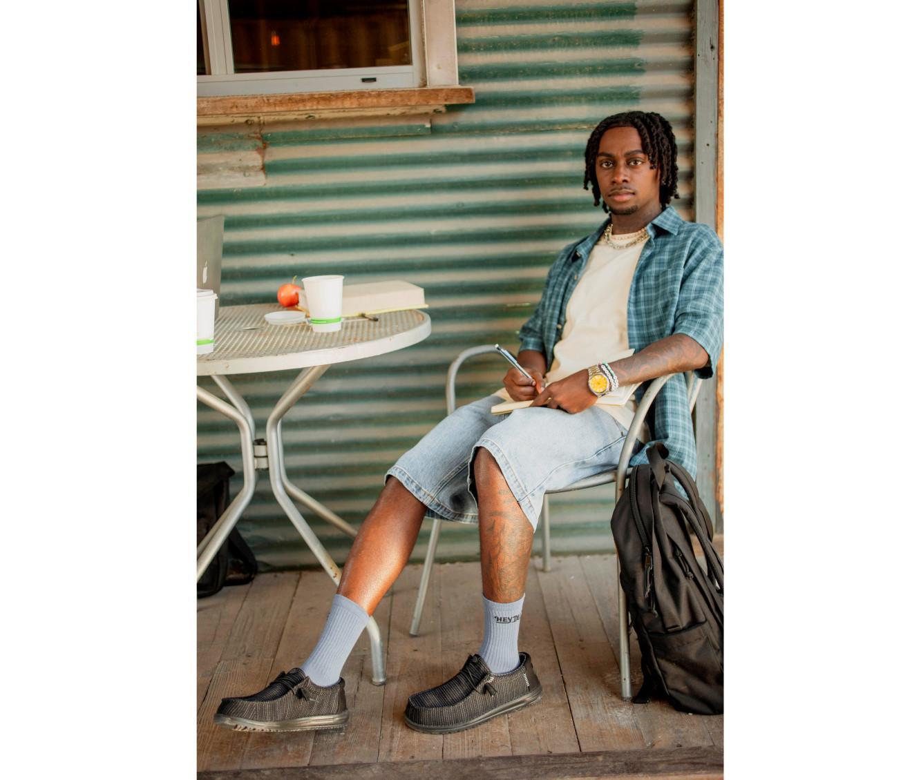 Men's HEYDUDE Wally Stretch Sox Casual Shoes Product Image