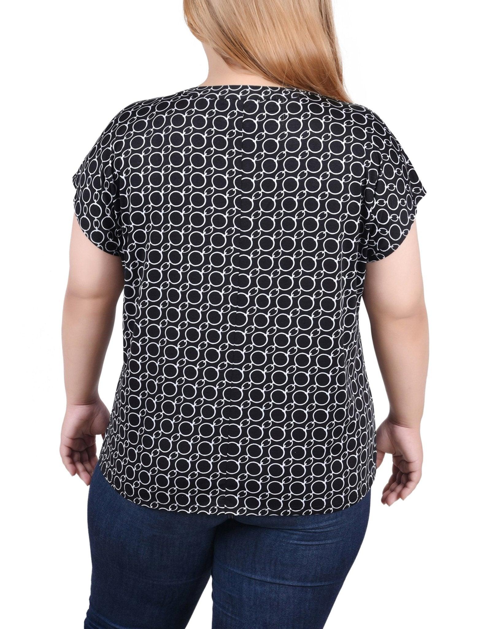 Black White Circle Chain 3/4 Sleeve Blouse With Necklace - Petite Product Image