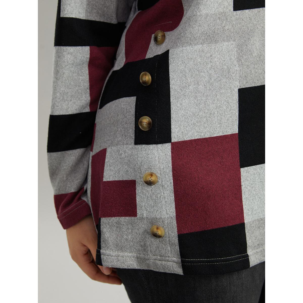 Plus Size Colorblock Contrast Button Detail T-shirt Multicolor Women Casual Contrast Geometric Round Neck Dailywear T-shirts BloomChic 18-20/2X Product Image