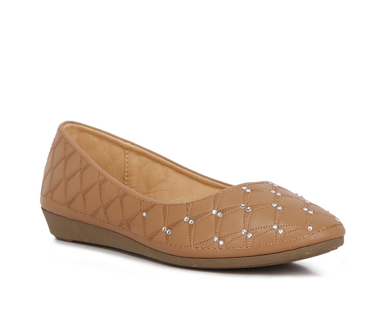 Women's London Rag Gia Flats Product Image