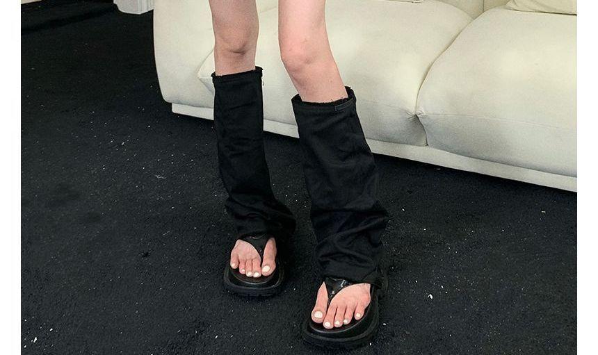 Mid Rise Plain Denim Cargo Skort Product Image