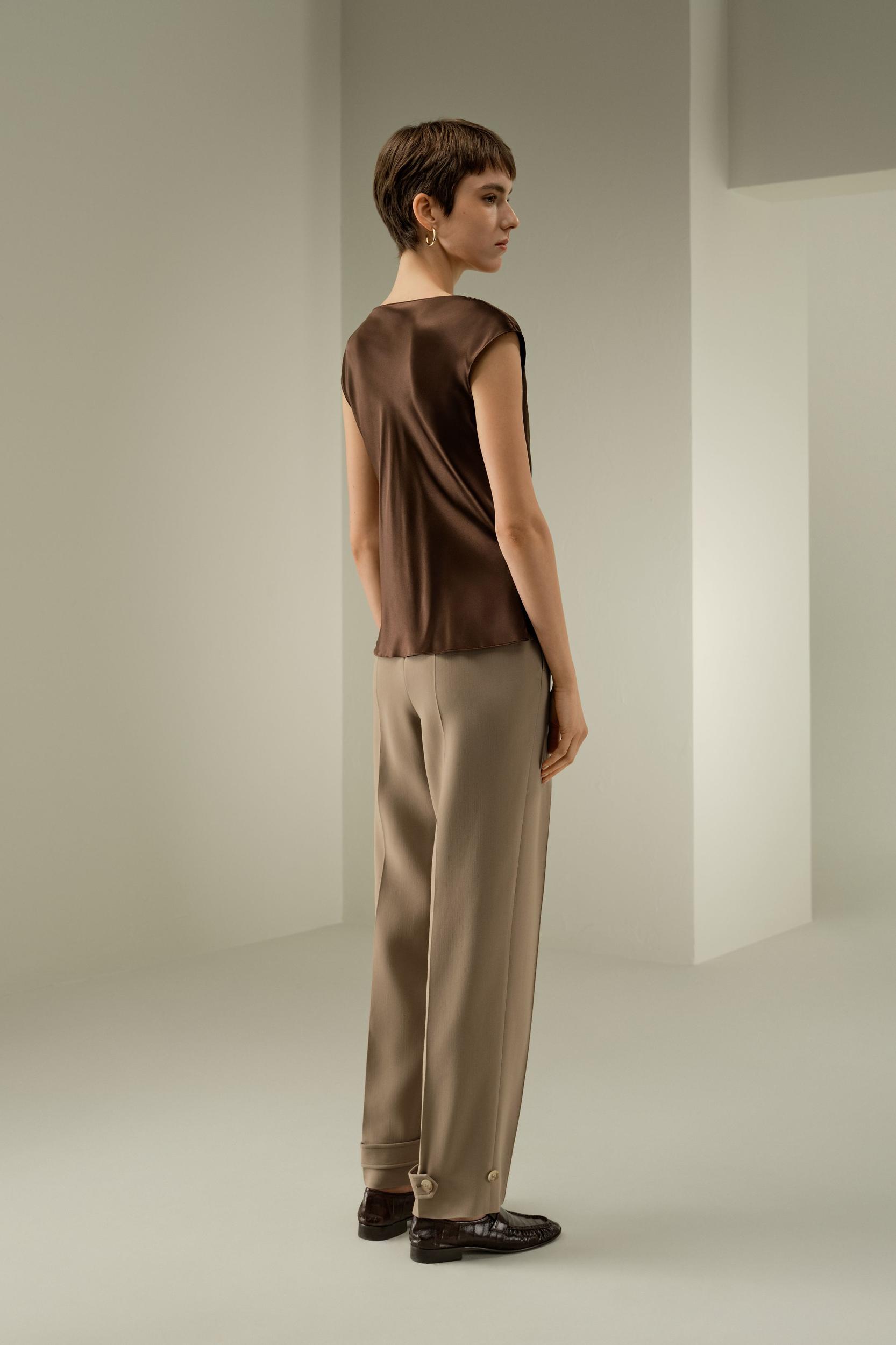 Sleeveless Cowl Neck Slim Fit Top Product Image