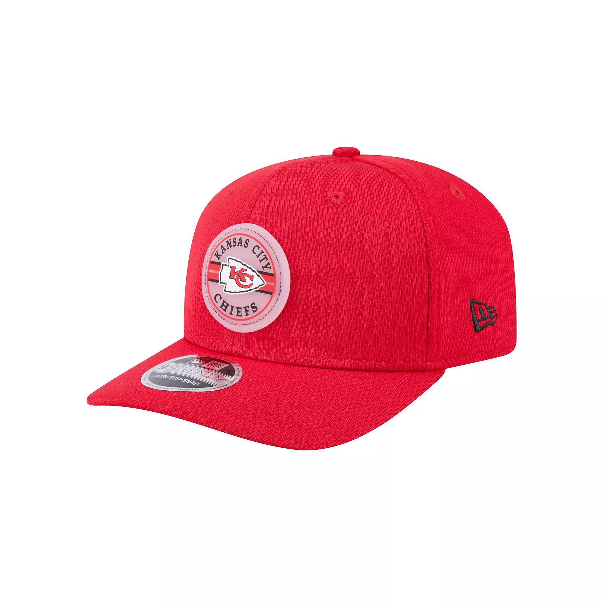 Men's New Era Red Kansas City Chiefs Adventure Patched 9SEVENTY Stretch-Snap Adjustable Hat Product Image