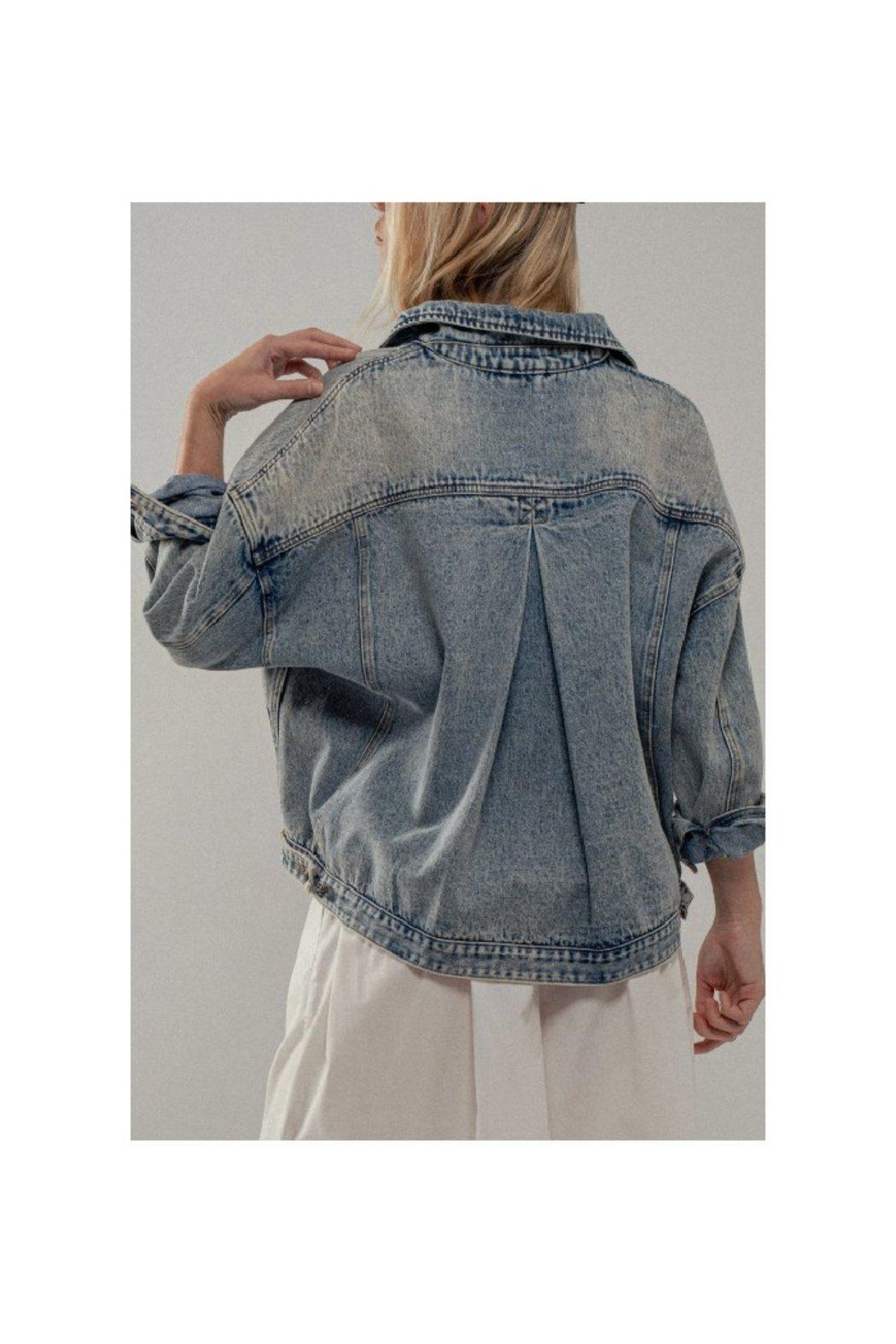 Oversized Button Up Back Pleat Western Denim Jacket Product Image