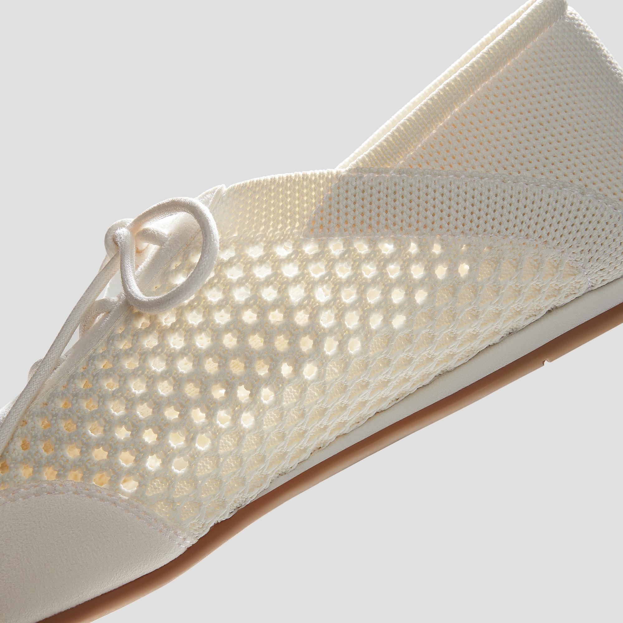 Round-Toe Lace-Up Mesh Sneakers (Yara) Product Image