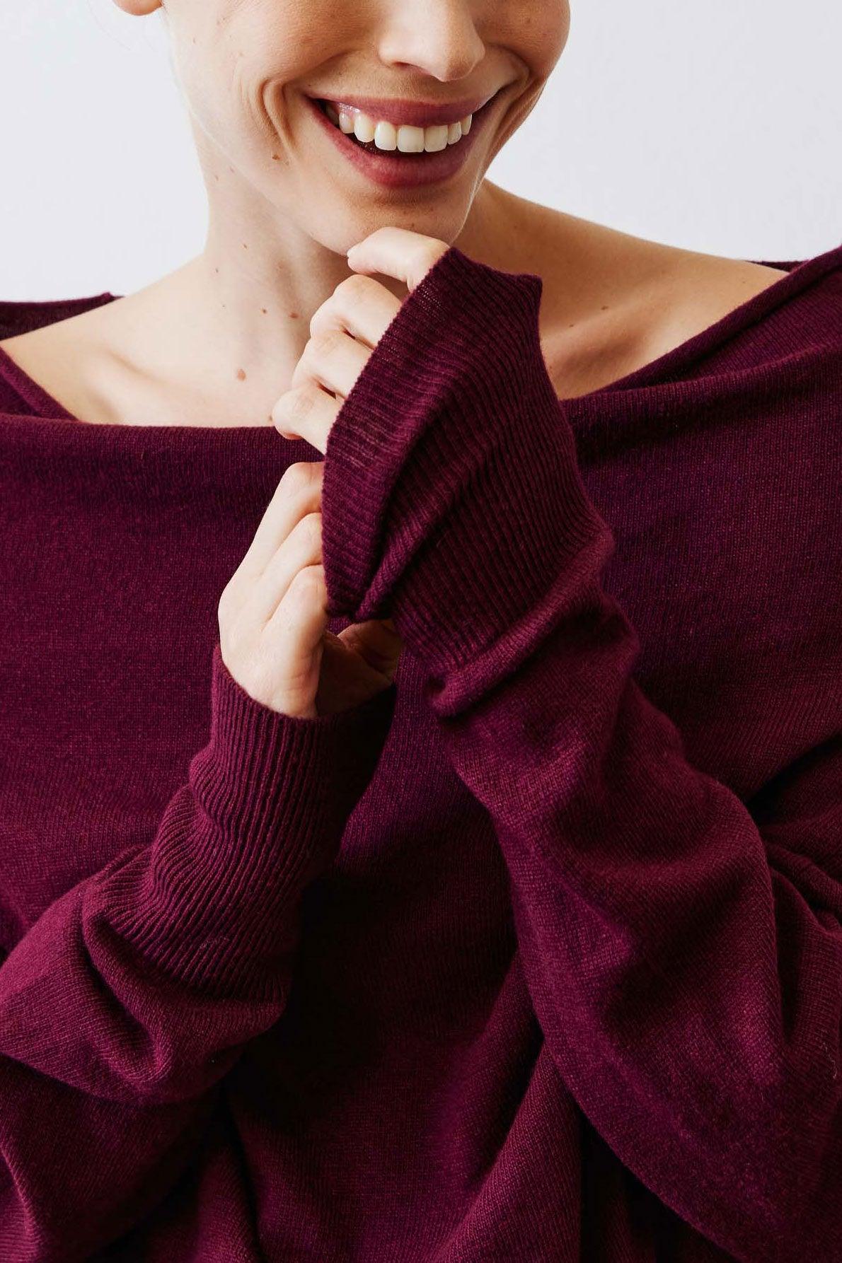 Lean On My Shoulder Eco Sweater Product Image