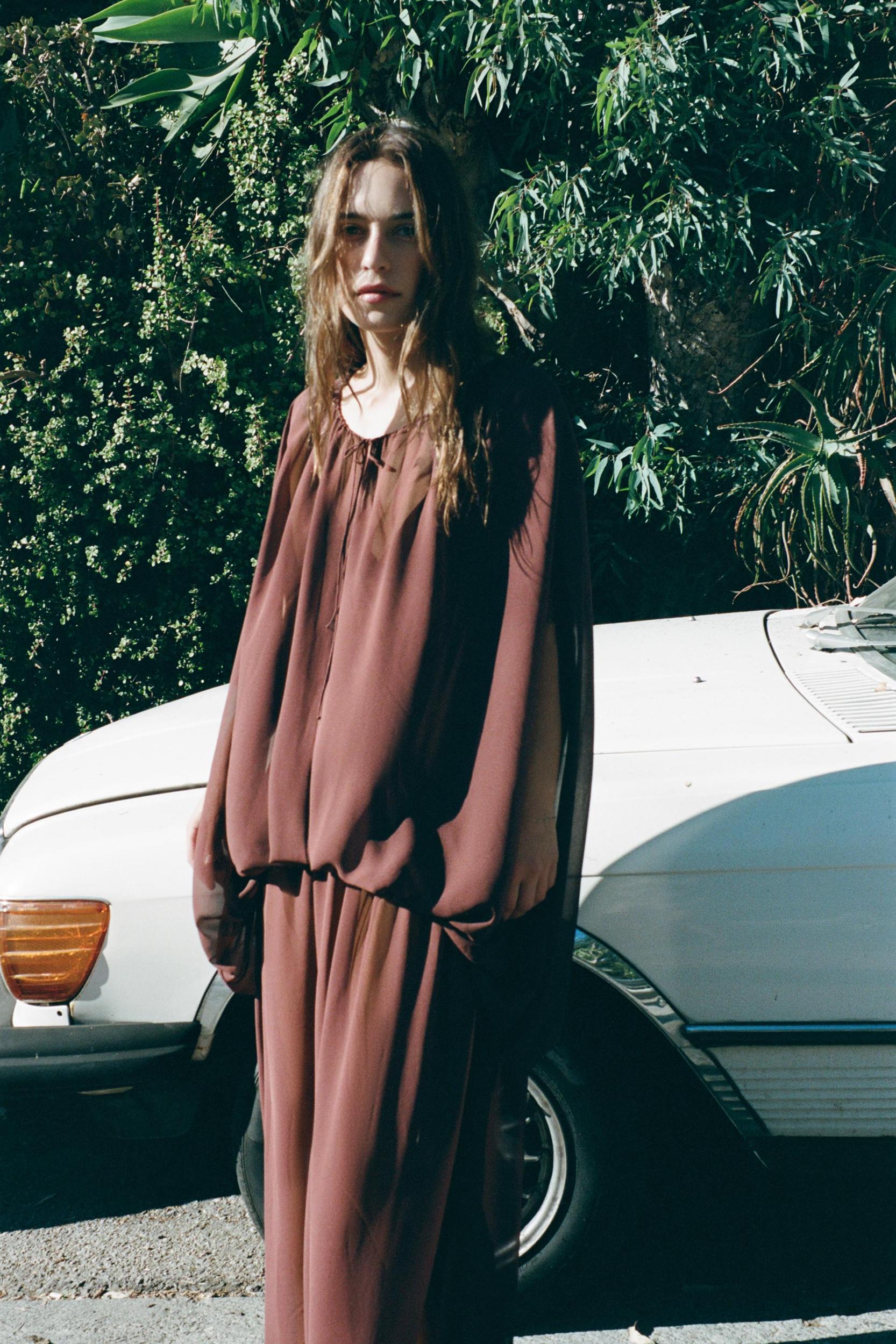 FLOWY LONG DRESS Product Image