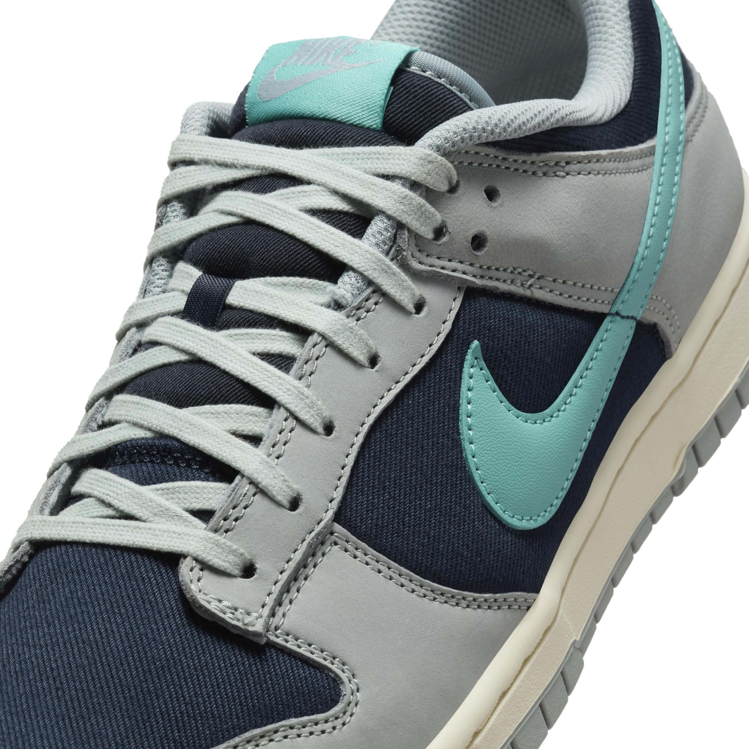 Nike Men's Dunk Low Retro Premium Shoes Product Image