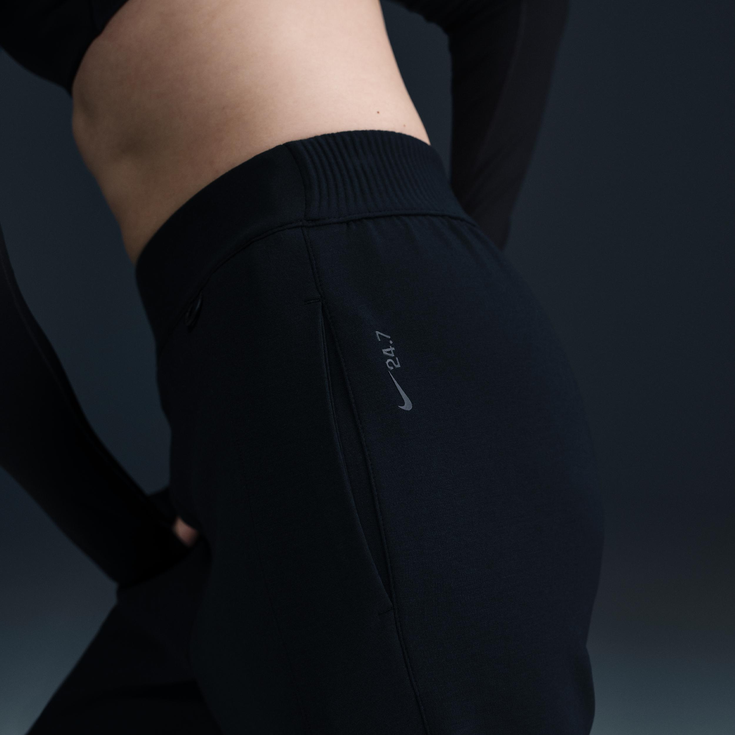 Nike Women's 24.7 ImpossiblySoft Dri-FIT Mid-Rise Jogger Pants Product Image