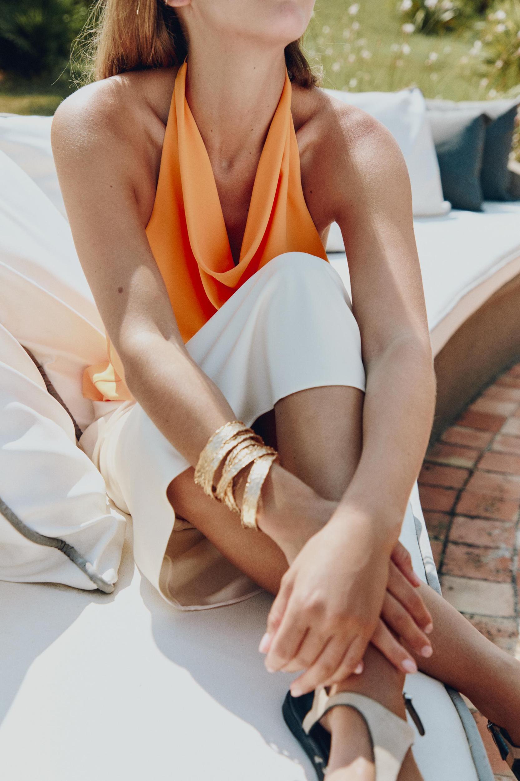 SATIN HALTER TOP Product Image