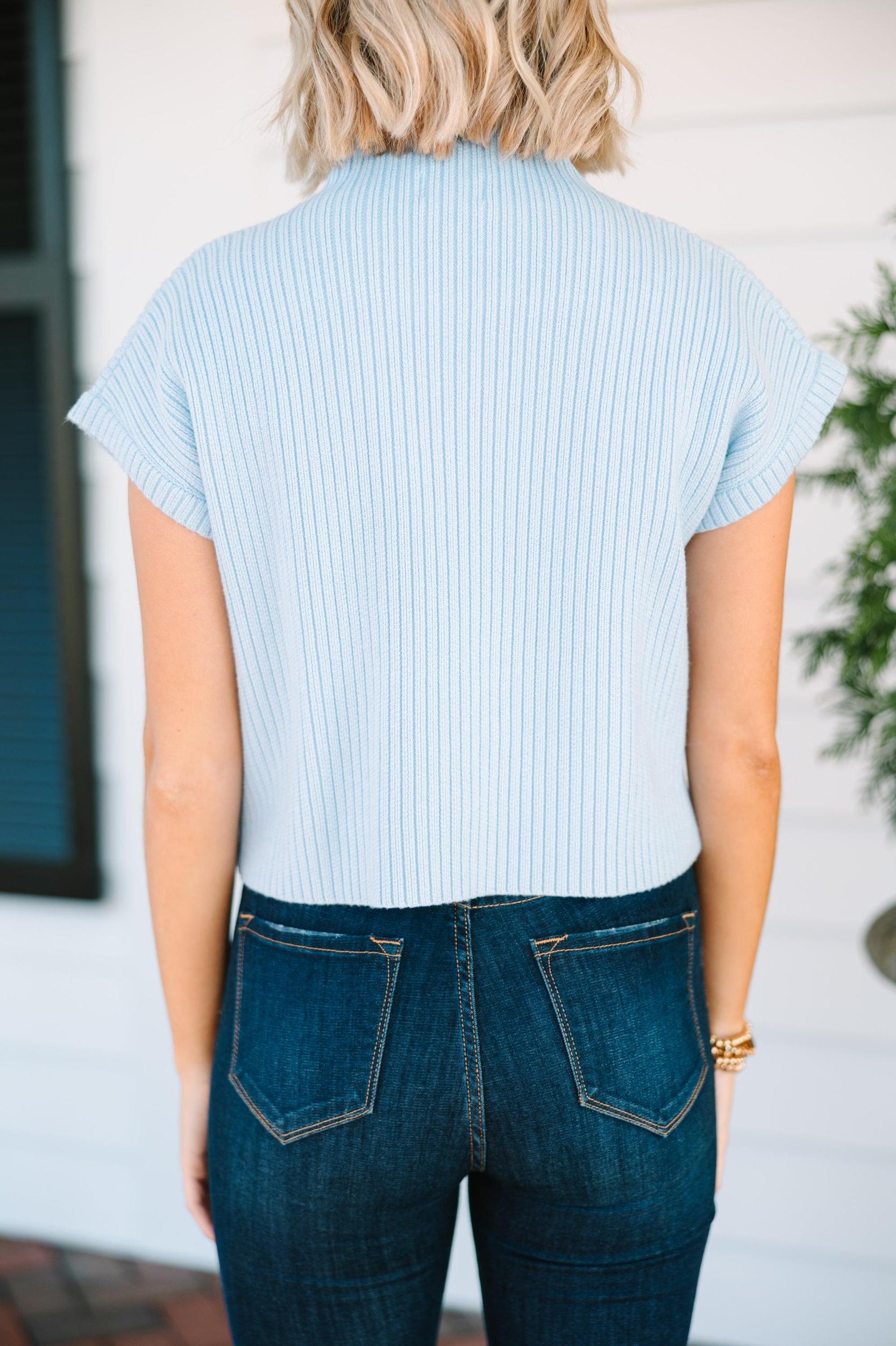 Open Your Mind Light Blue Short Sleeve Sweater Female Product Image