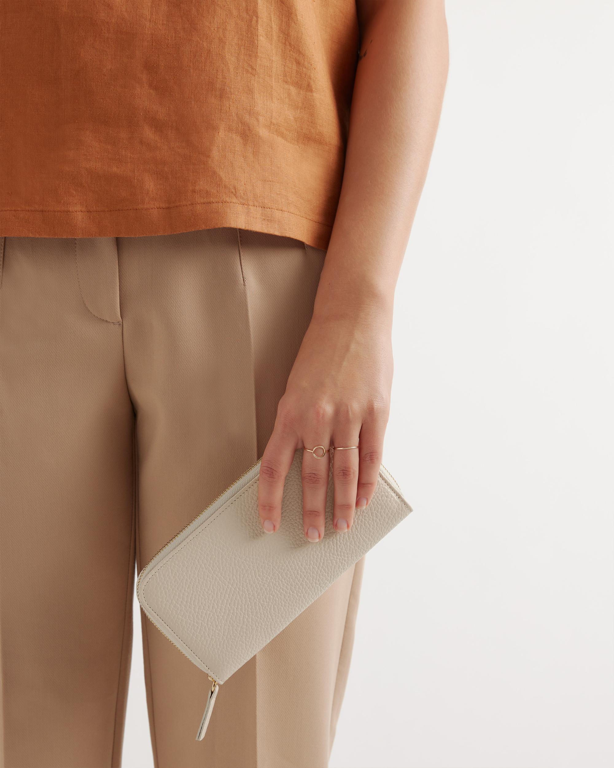 Quince | Women's Italian Pebbled Leather Continental Wallet Italian Leather Product Image