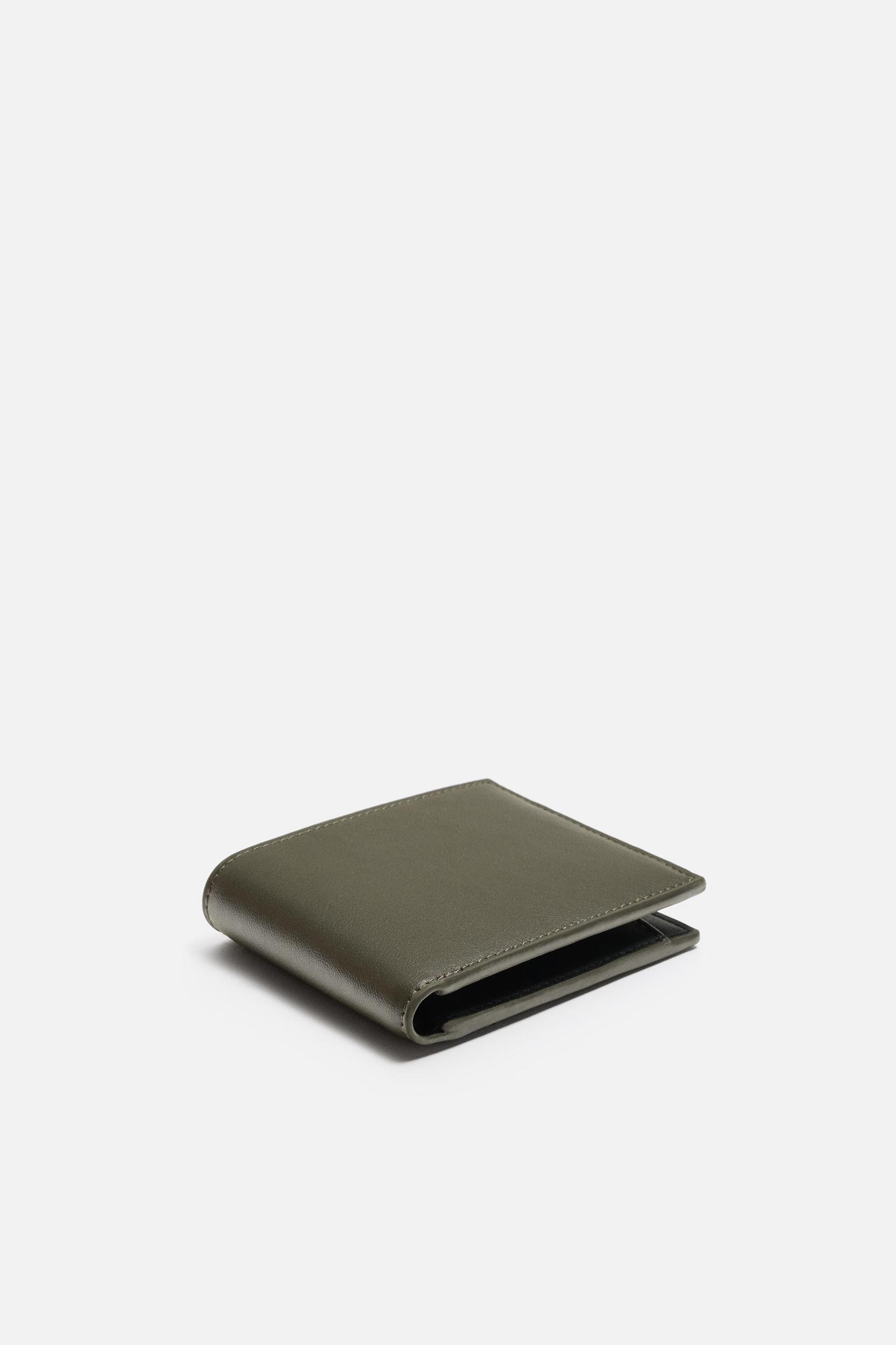 PLAIN WALLET Product Image