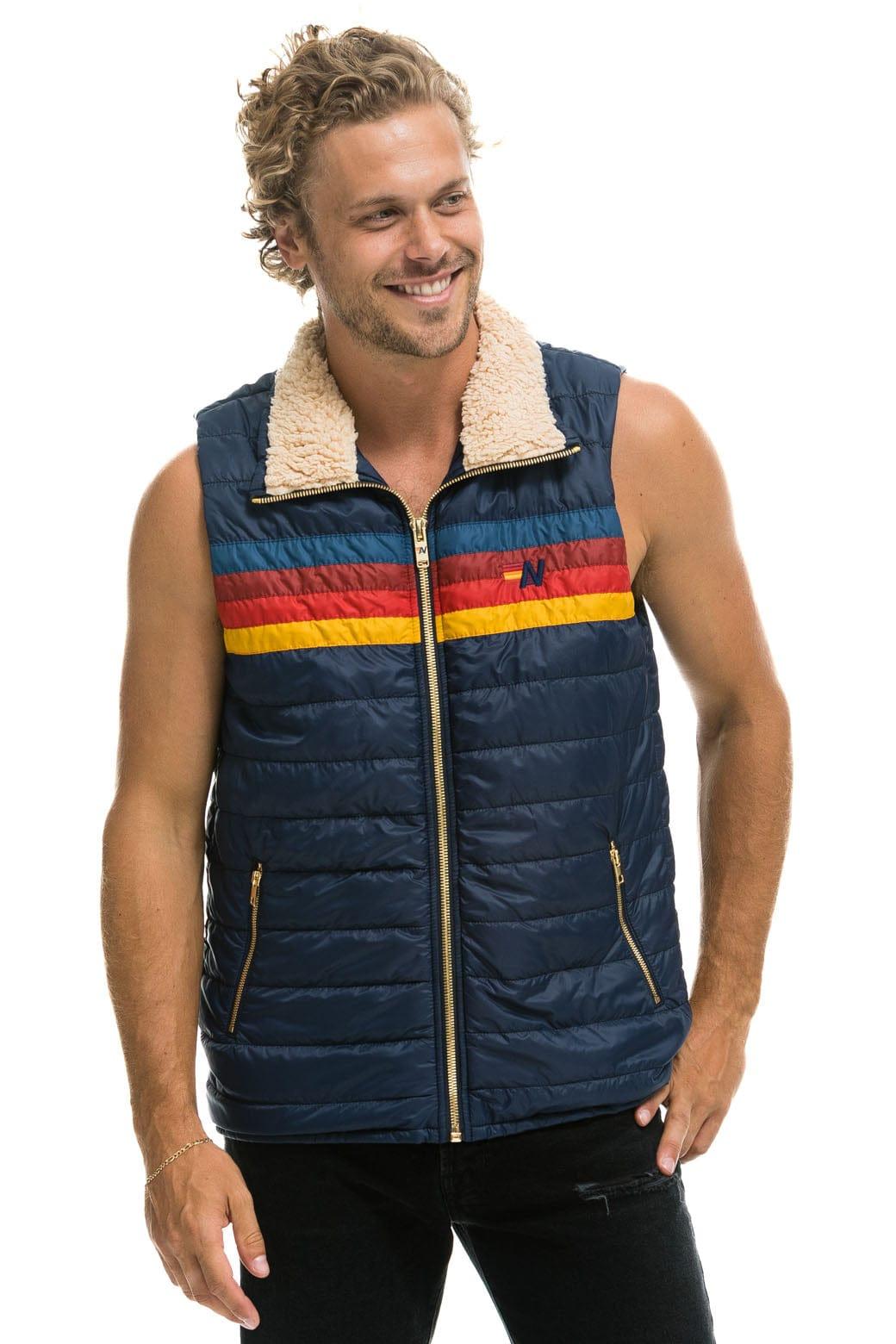 MEN'S 4 STRIPE VEST SHERPA - NAVY Male Product Image