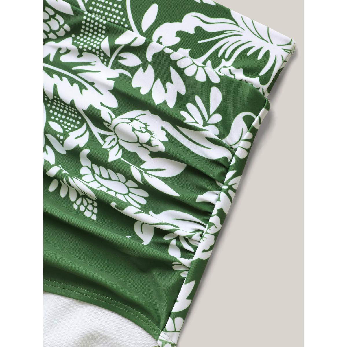 Plus Size Floral Print Cheeky Coverage Swim Bottoms Women's Swimwear Truegreen Beach Gathered High stretch Skinny High Rise Curve Swim Bottoms BloomChic 22-24/3X Product Image
