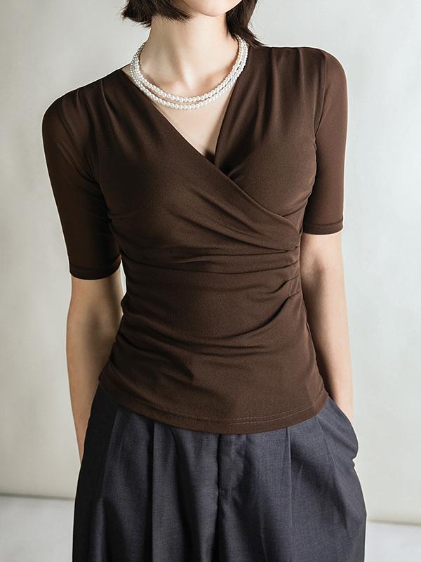 Half Sleeves Skinny Pleated Solid Color V-Neck T-Shirts Tops Product Image