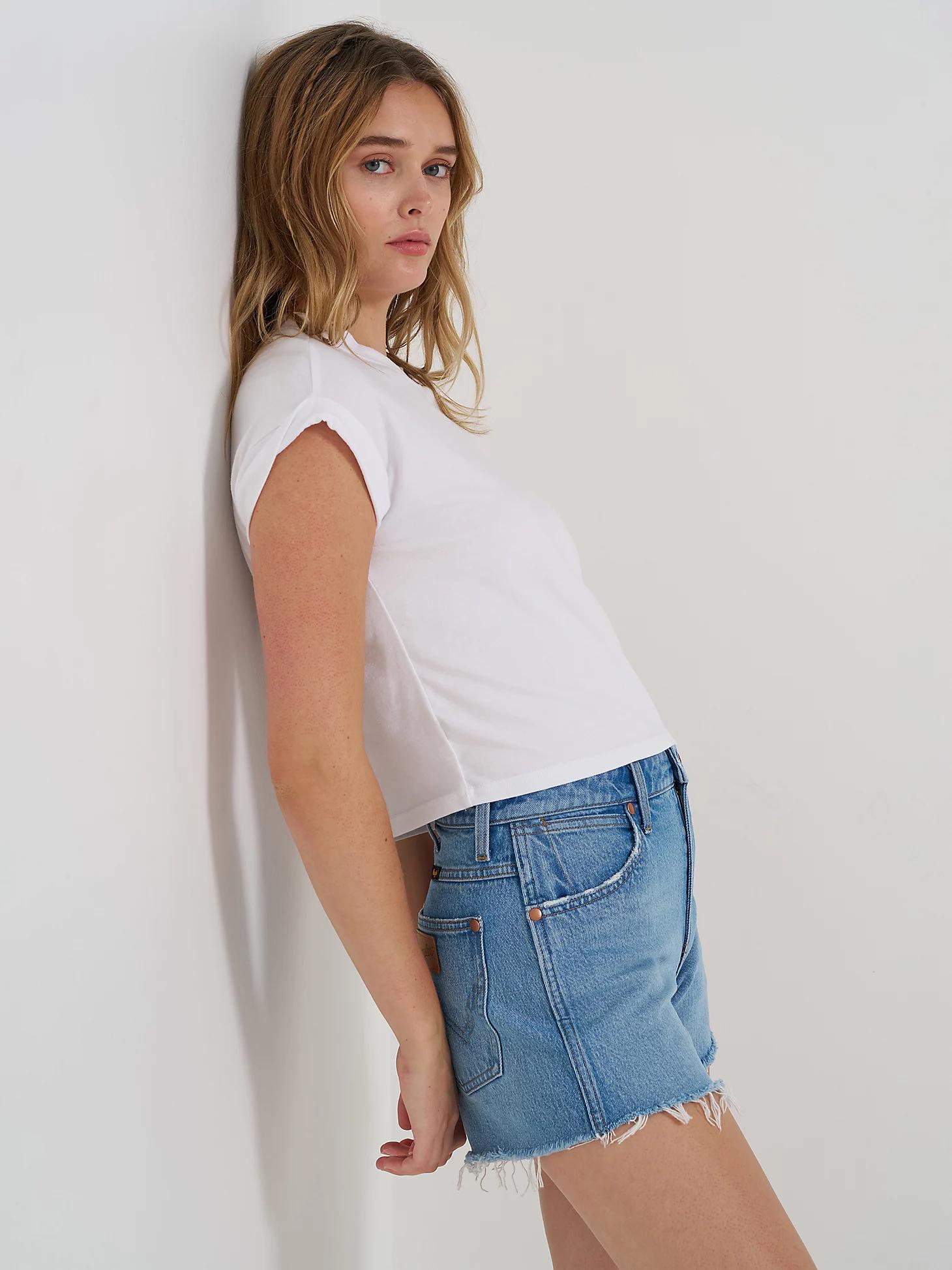 Women's Wrangler® Cowboy Short in Riyah Product Image