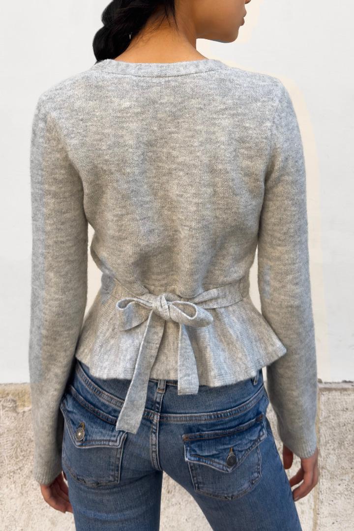 Ruffle sweater Product Image