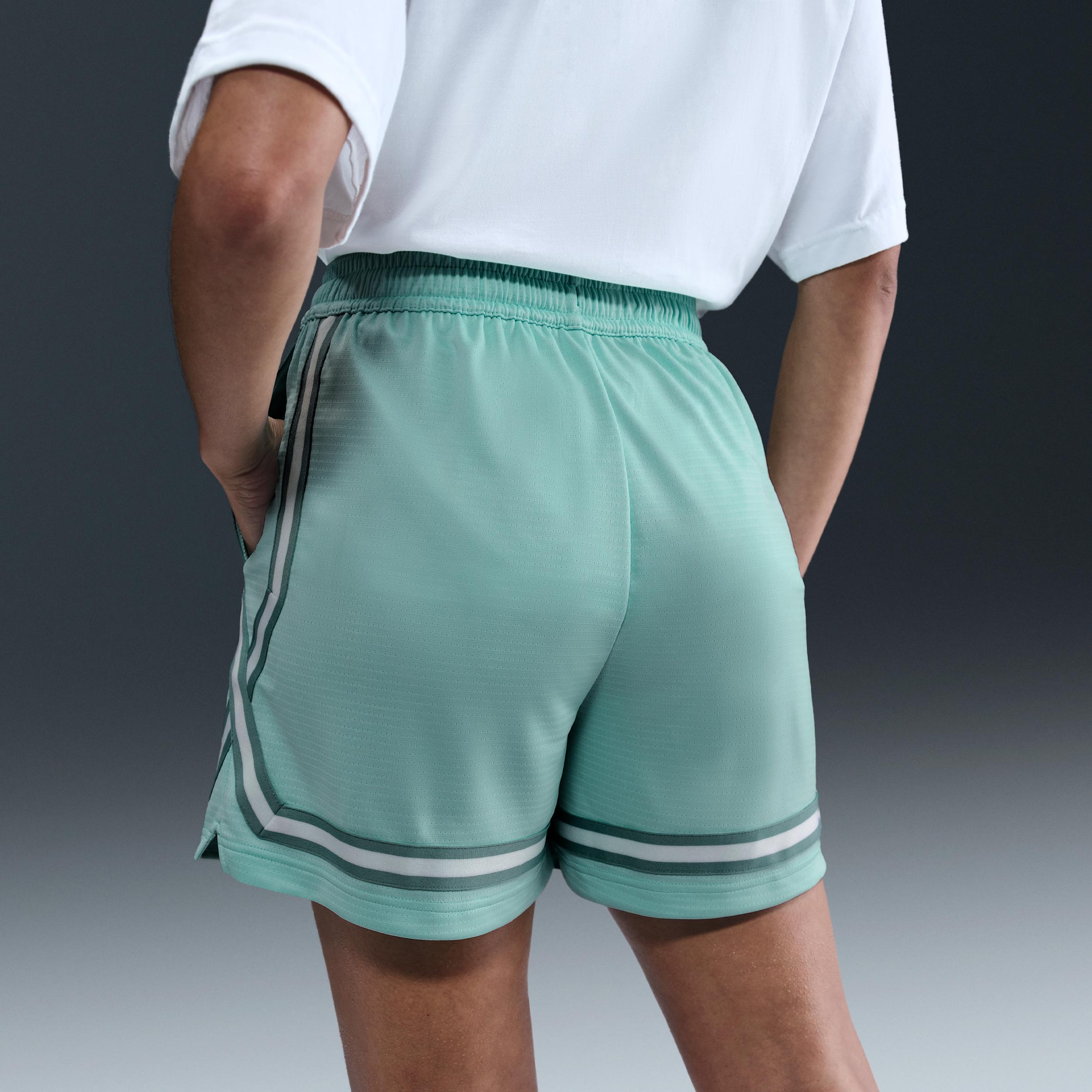 Nike Women's Crossover Dri-FIT 5" Basketball Shorts Product Image