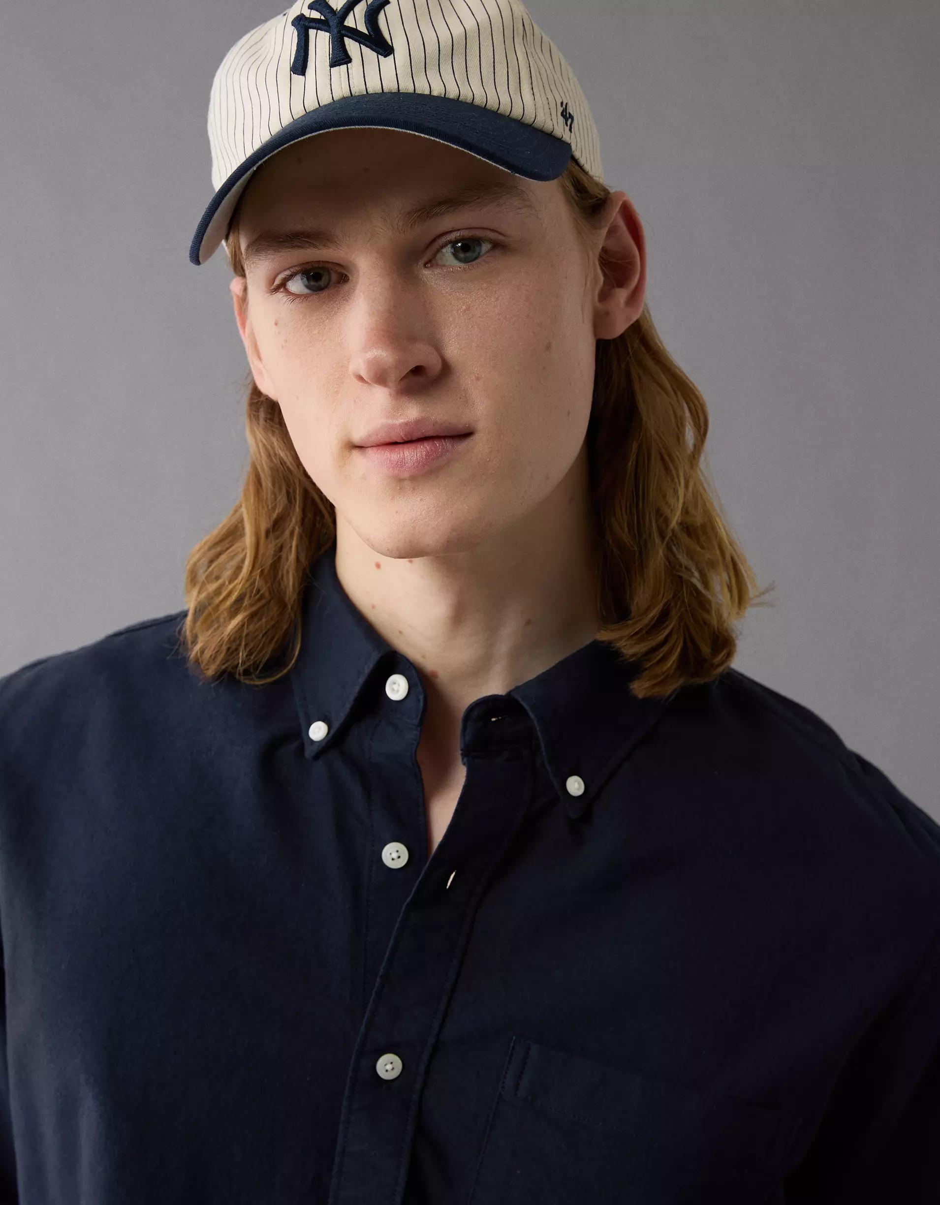 AE Everyday Classic Fit Oxford Button-Up Shirt Product Image