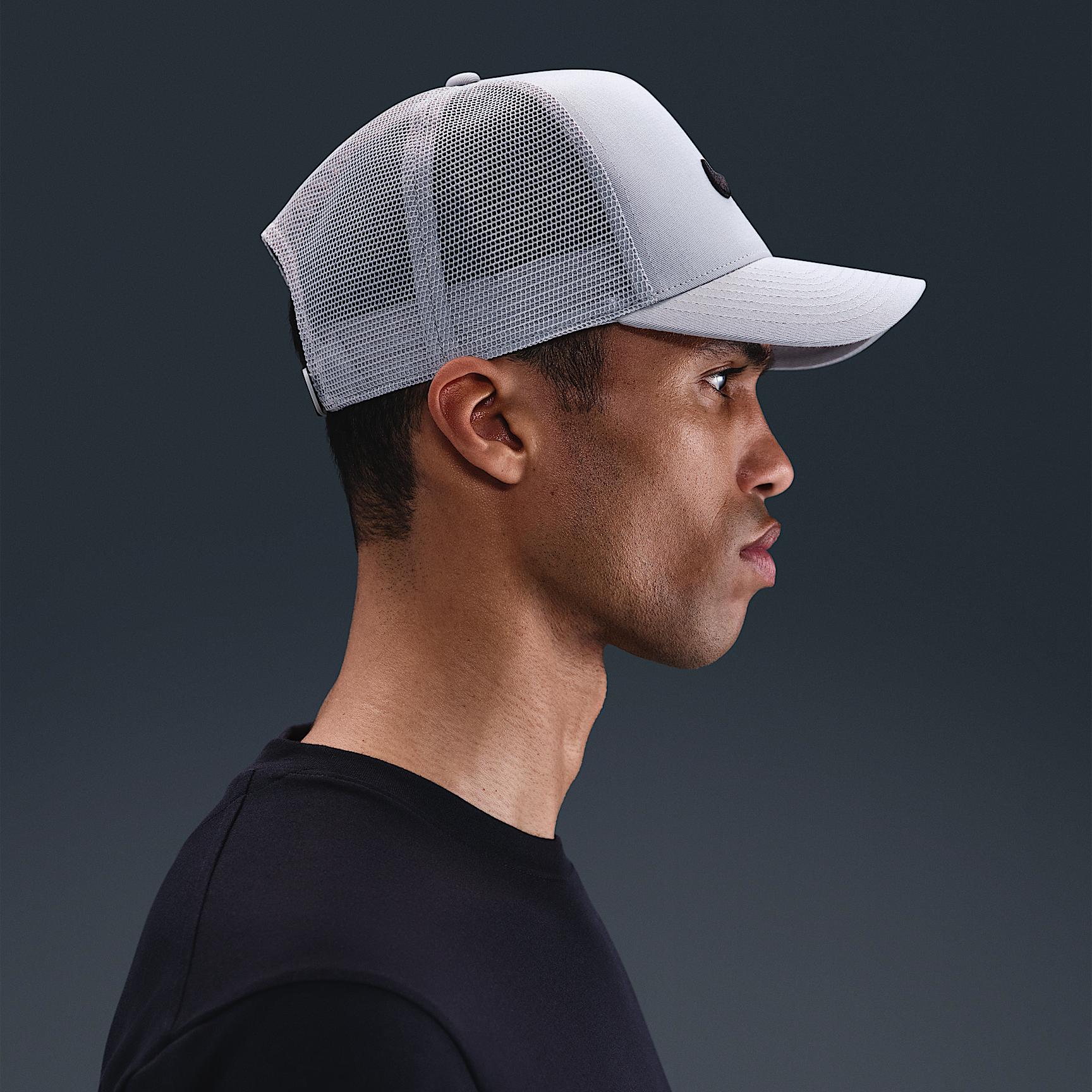 Nike Unisex Rise Structured Trucker Cap | II1314-077 Product Image
