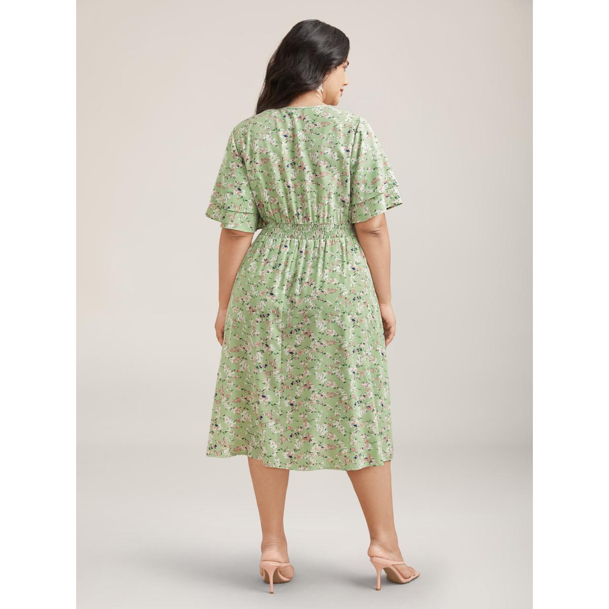 Plus Size Floral Print Shirred Waist Layered Sleeve Dress LightGreen Women Elegant Tiered V-neck Short sleeve Curvy BloomChic 18-20/2X Product Image