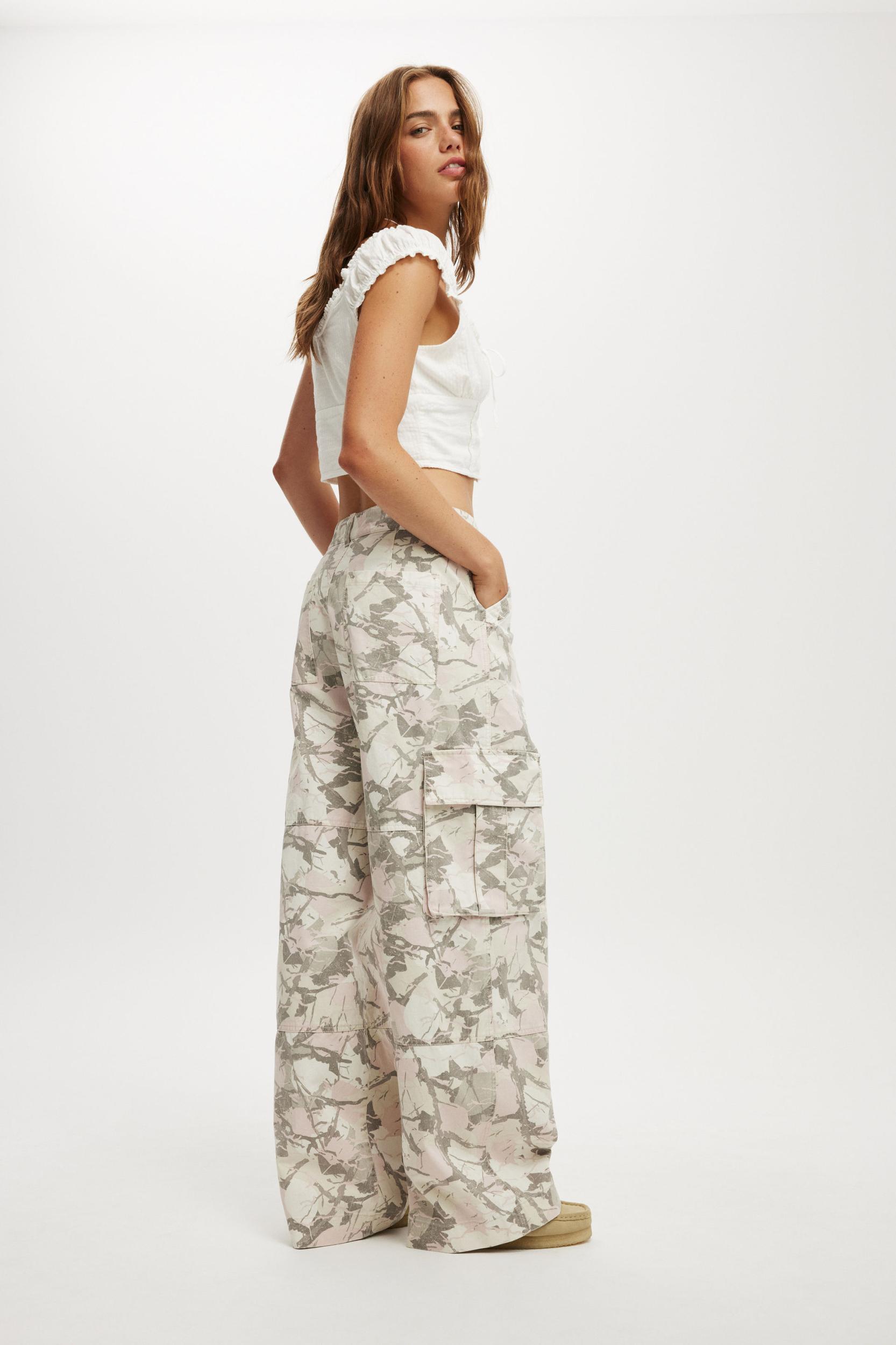 Benny Cargo Pant Product Image