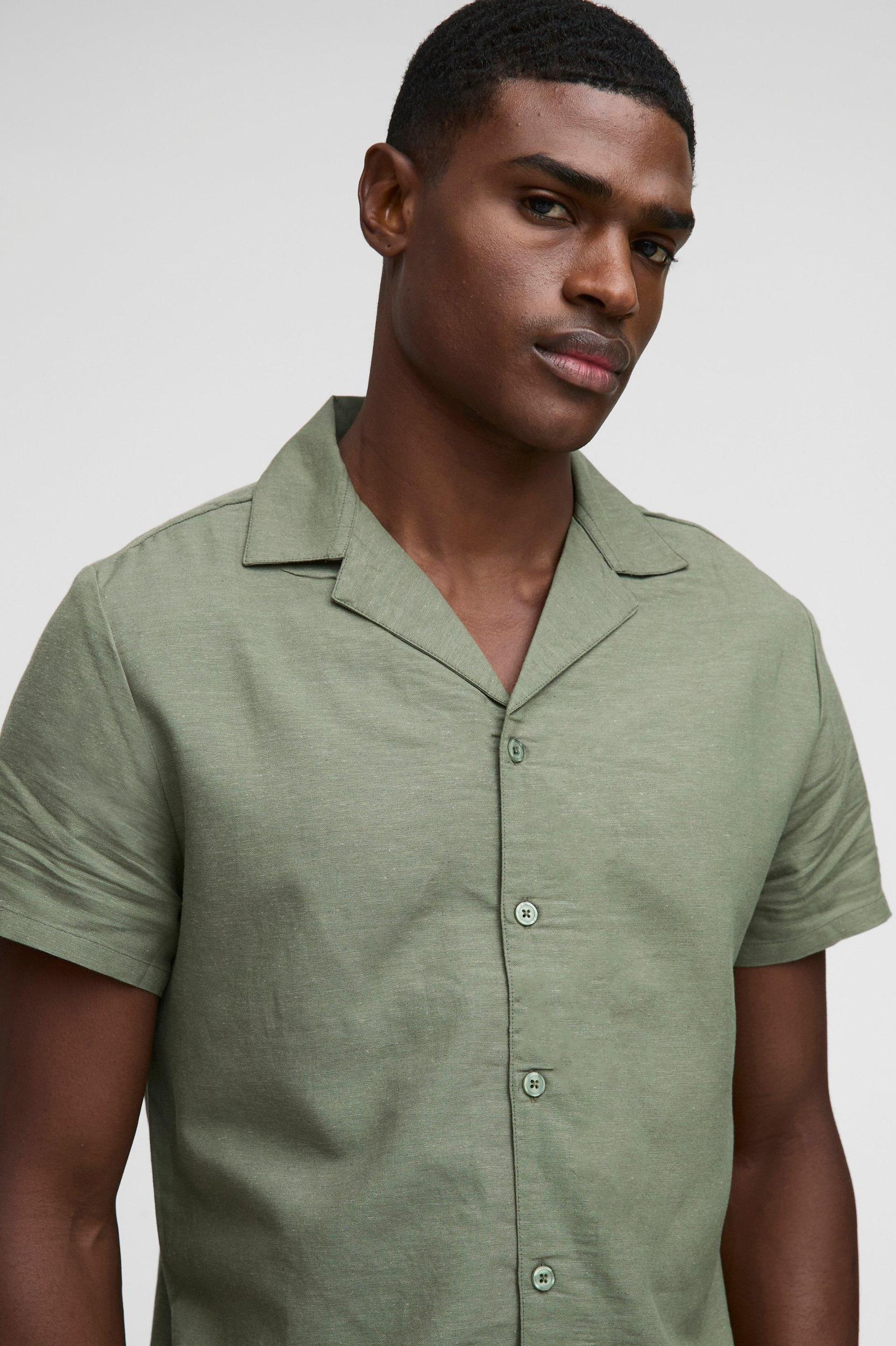Regular Fit Revere Linen Blend Short Sleeve Shirt | boohooMAN USA Product Image