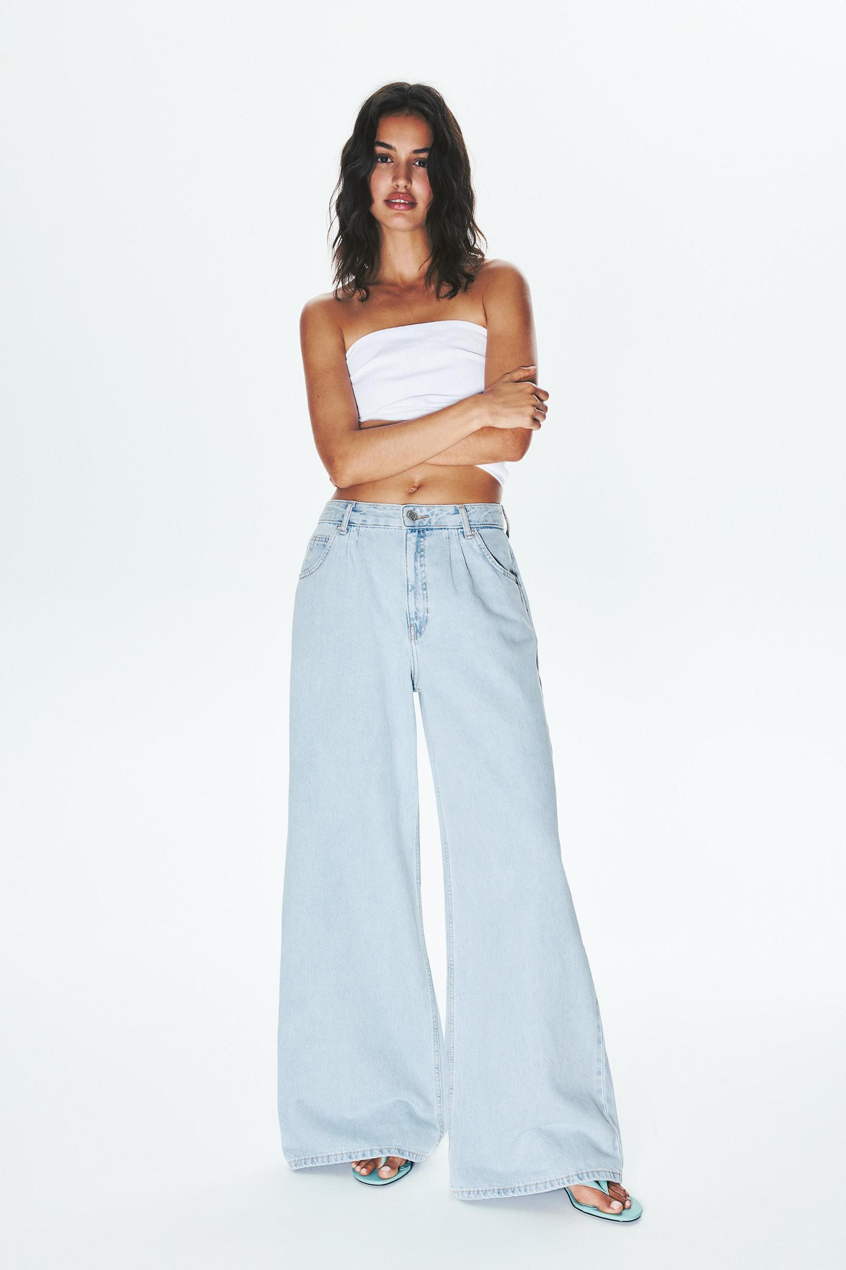 Wide-leg jeans with darts Product Image