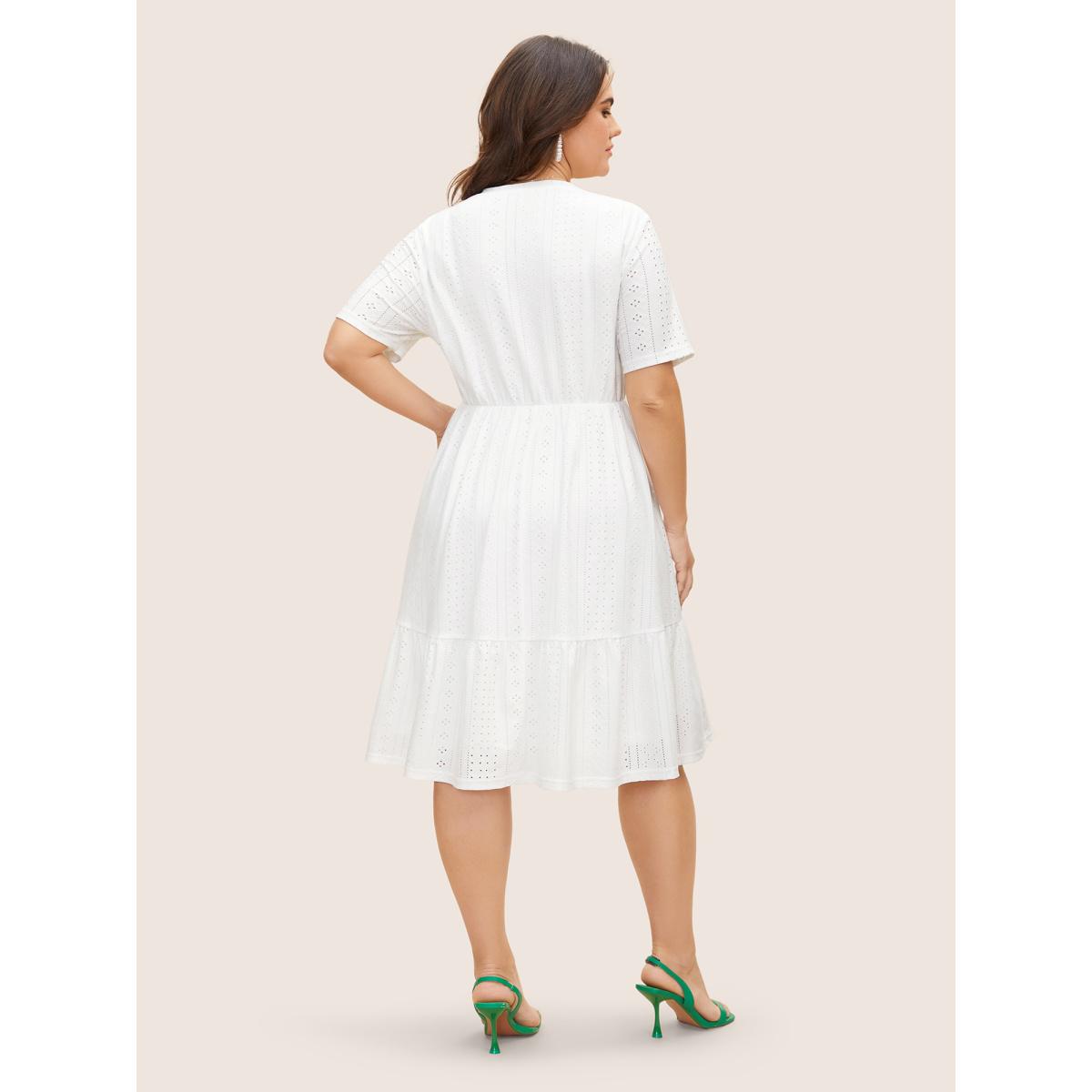 Plus Size Plain Broderie Anglaise Elastic Waist Dress Originalwhite Women Elegant Texture V-neck Short sleeve Curvy BloomChic 18-20/2X Product Image
