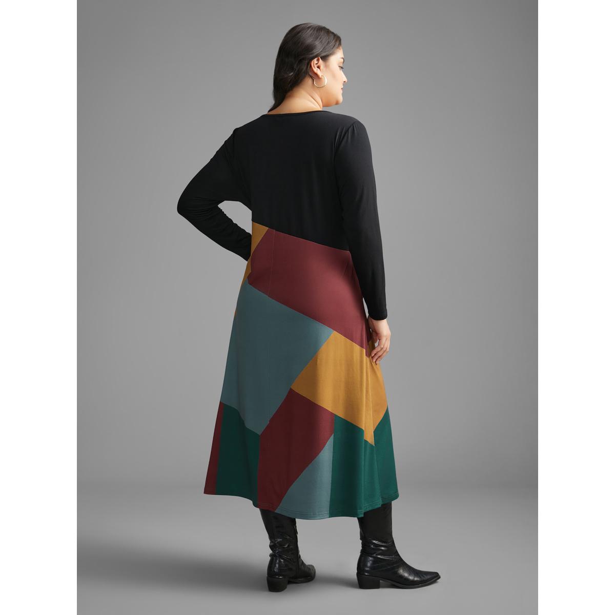 Plus Size Supersoft Essentials Colorblock Contrast Midi Dress Black Women Casual Contrast V-neck Long Sleeve Curvy BloomChic 10/M Product Image