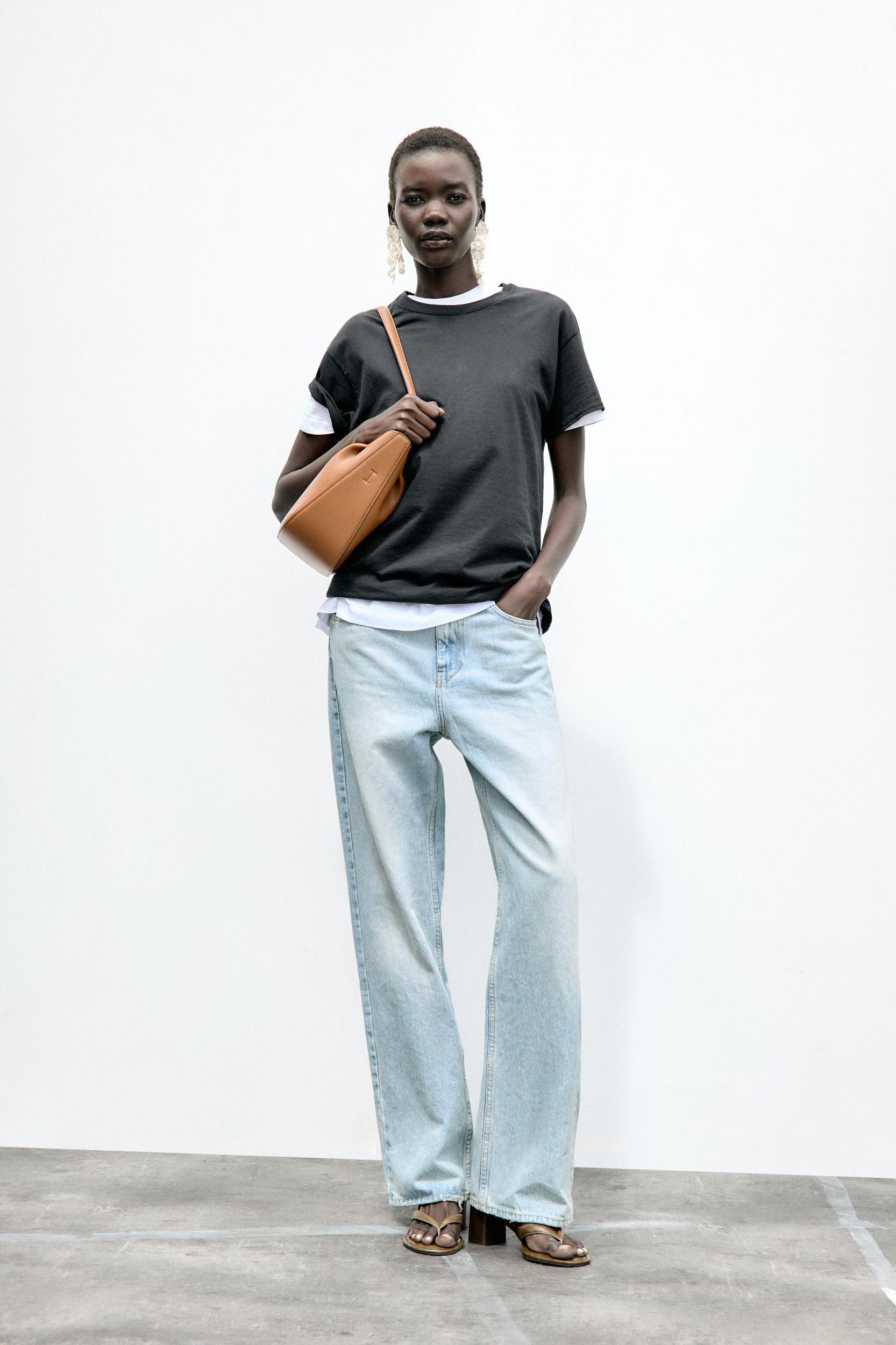 GATHERED SHOPPER Product Image