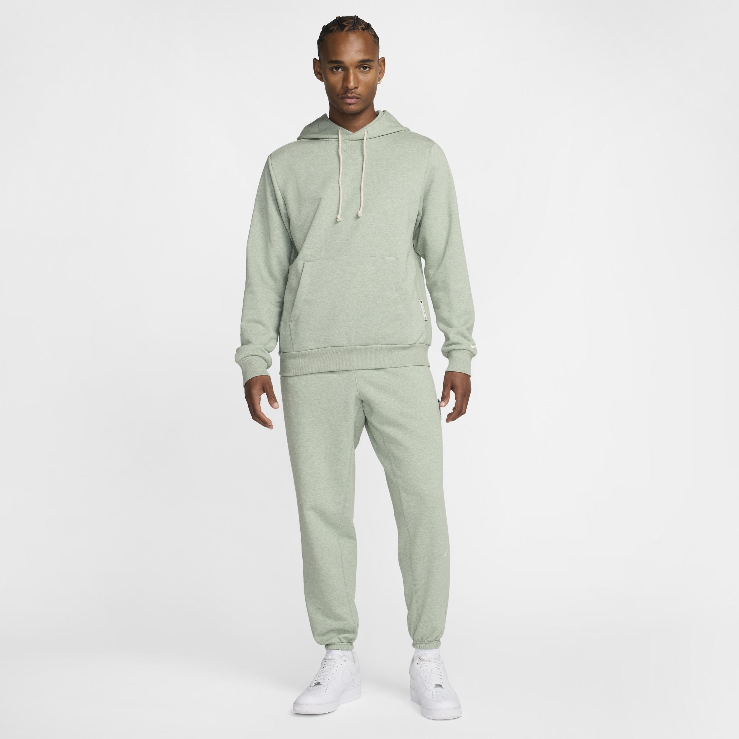 Nike Standard Issue Men's Dri-FIT Pullover Basketball Hoodie Product Image