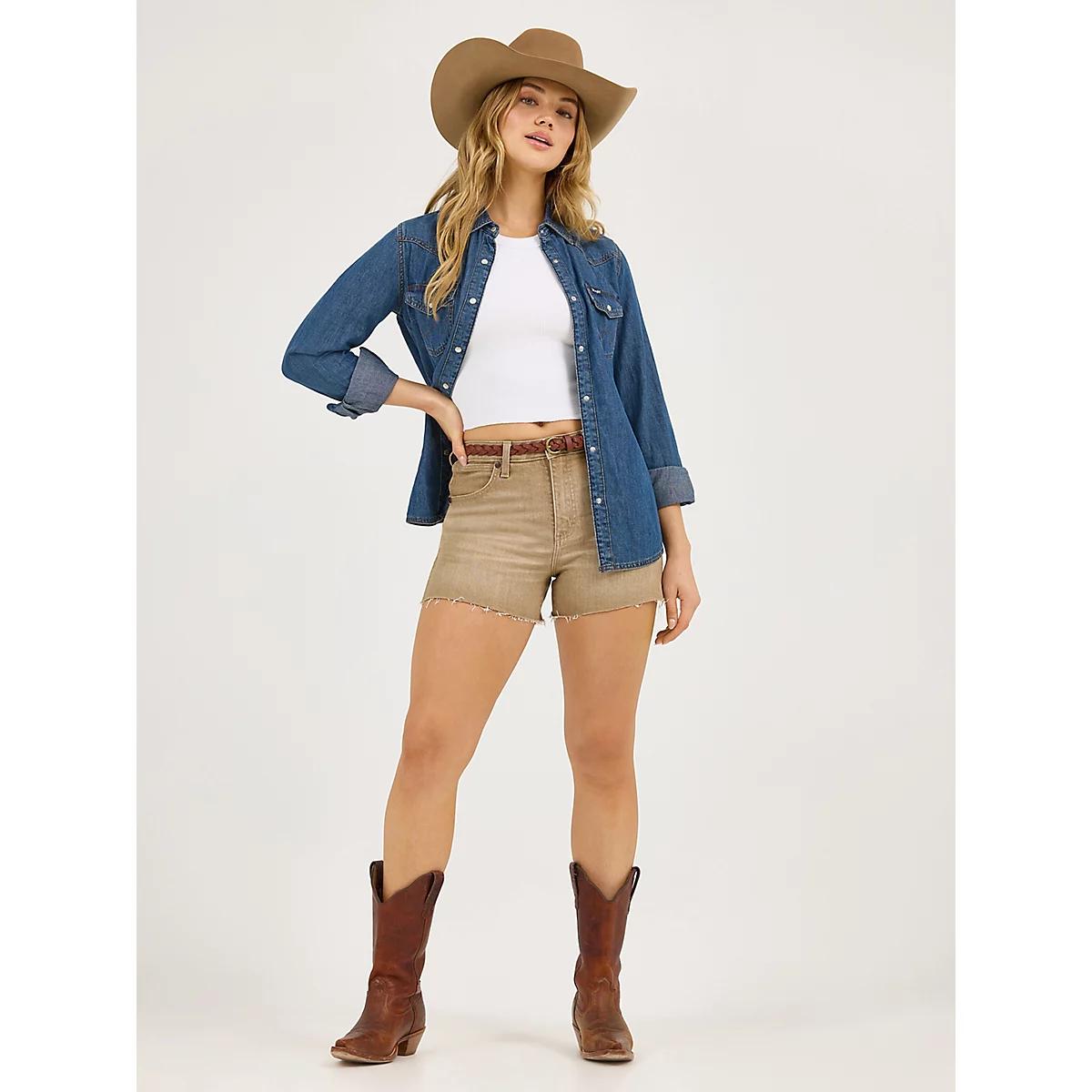 Women's Wrangler® Colorwash Cowboy Shorts in Frankie Product Image