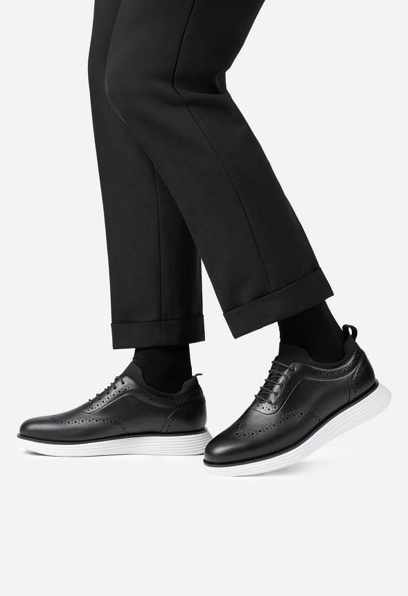 Men's Semi-Casual Wingtip Sneaker Product Image