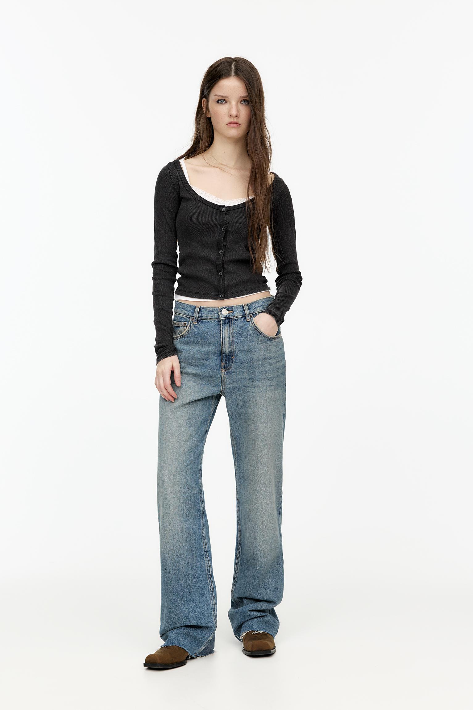 Ribbed T-shirt with buttons Product Image