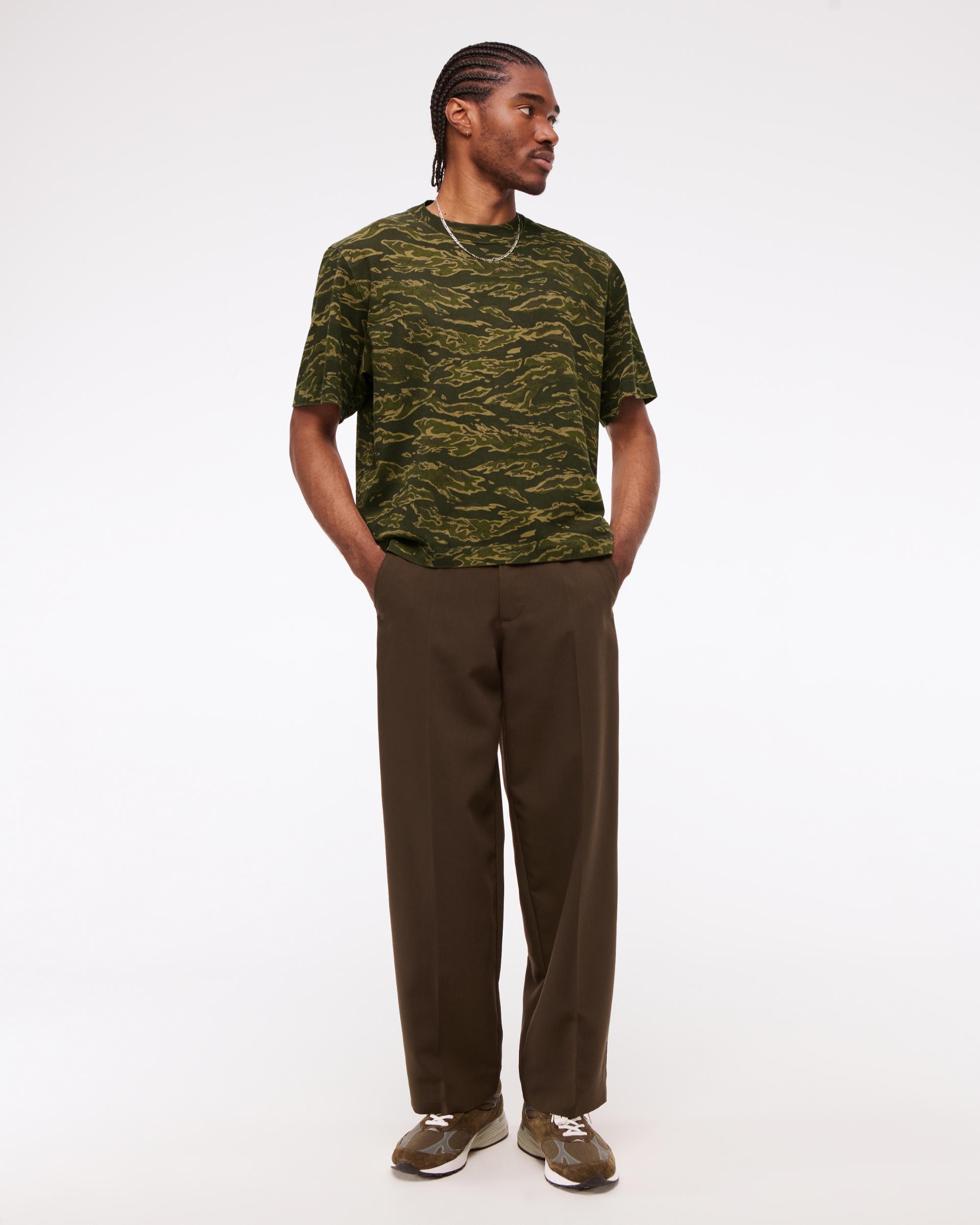 Premium Heavyweight Cropped Tee Product Image