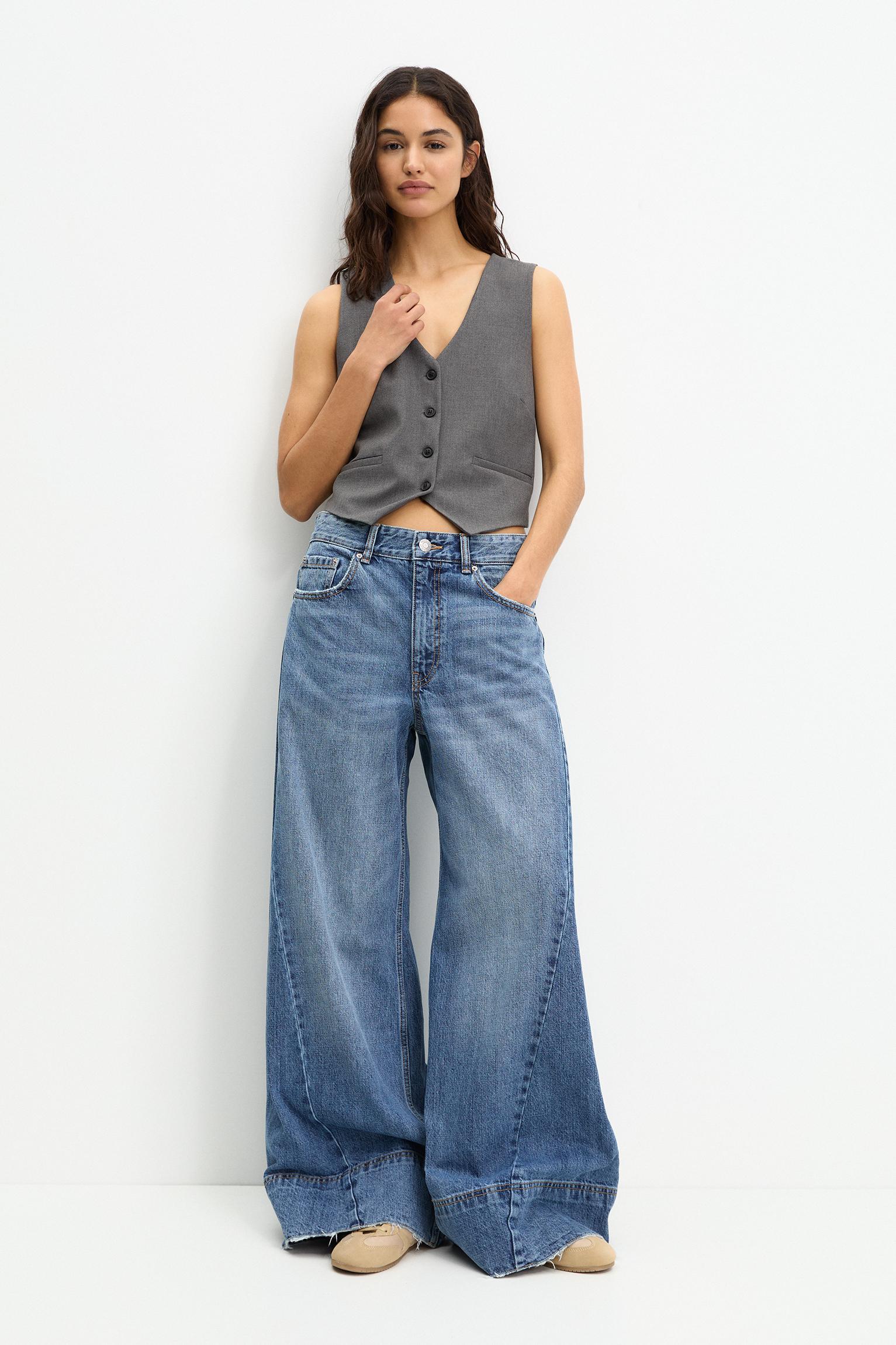 Button-up suit vest Product Image