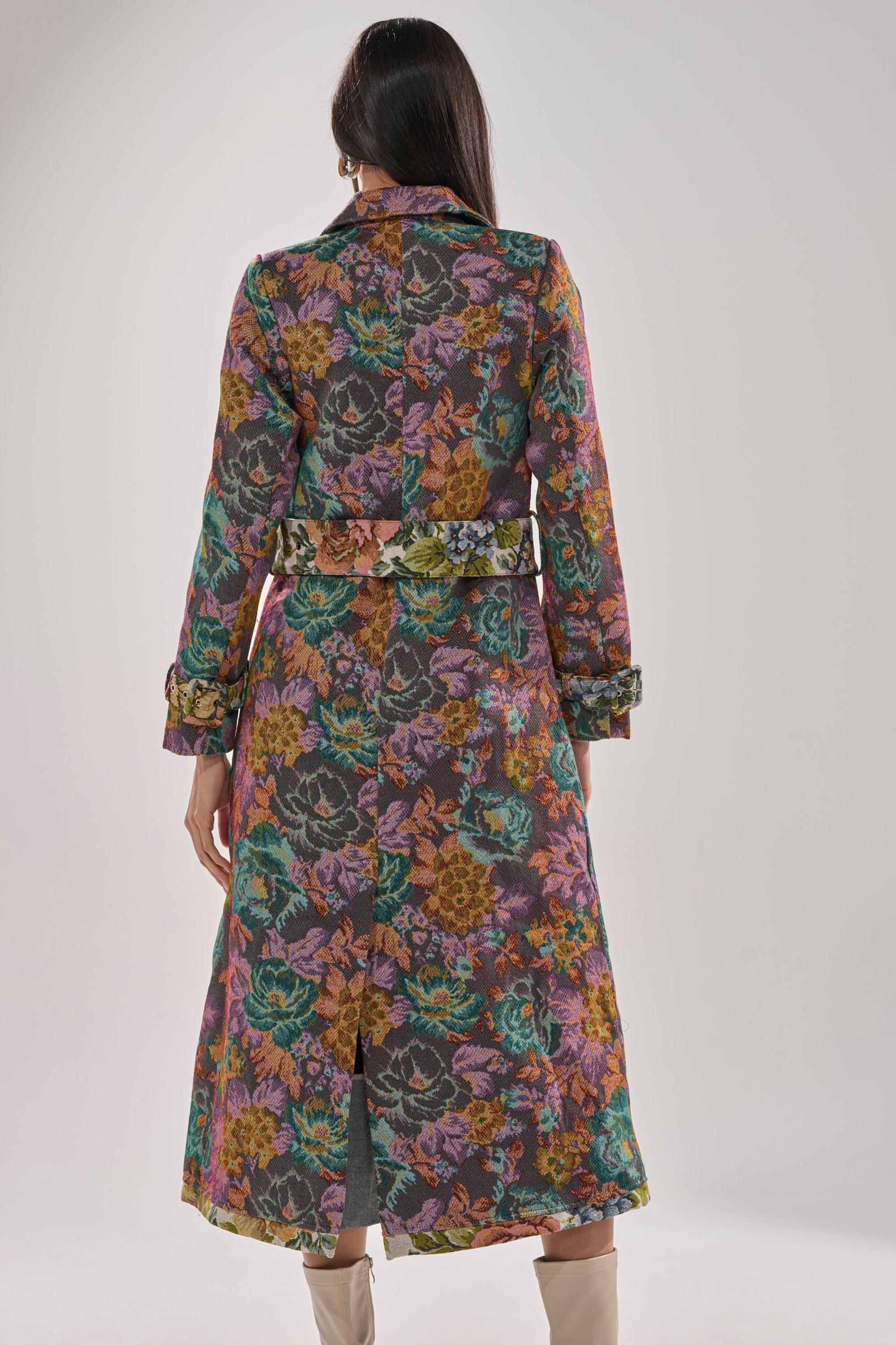 SHOW OFF TAPESTRY TRENCH Product Image