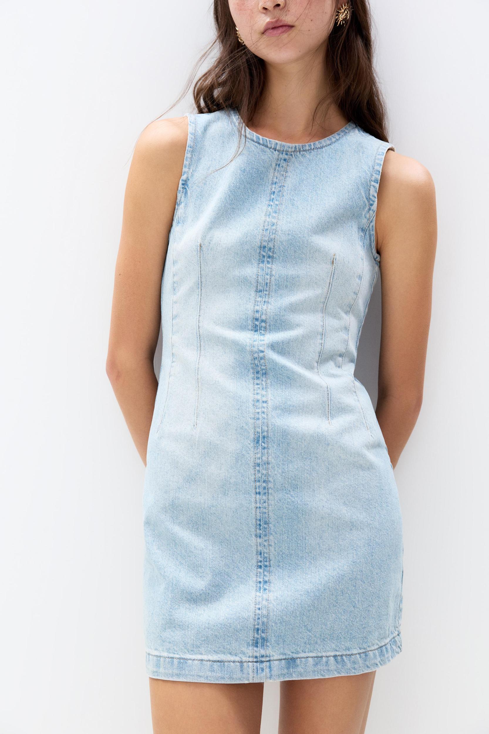 Short denim dress Product Image