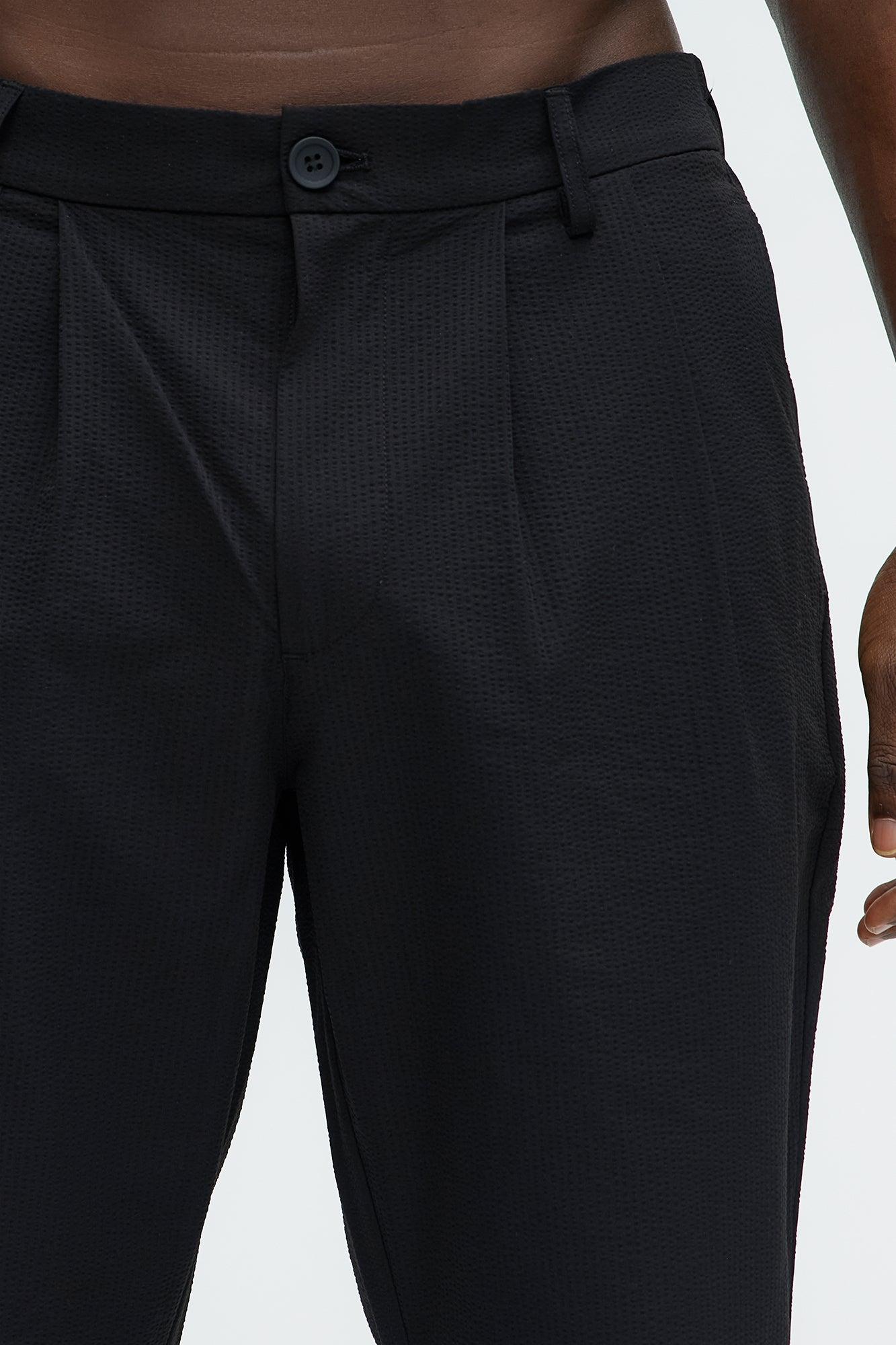 Seersucker Pleated Pants - Black Product Image